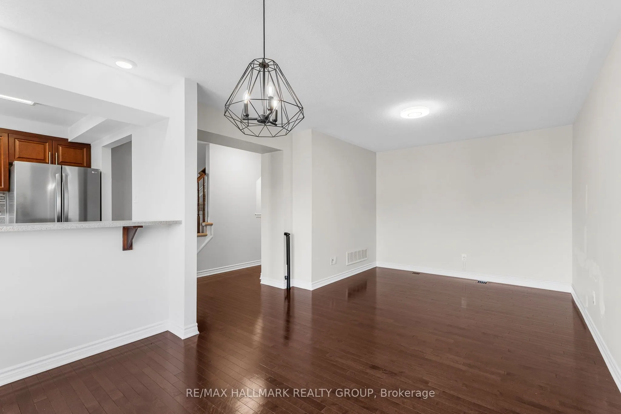 110 Sunshine Crescent