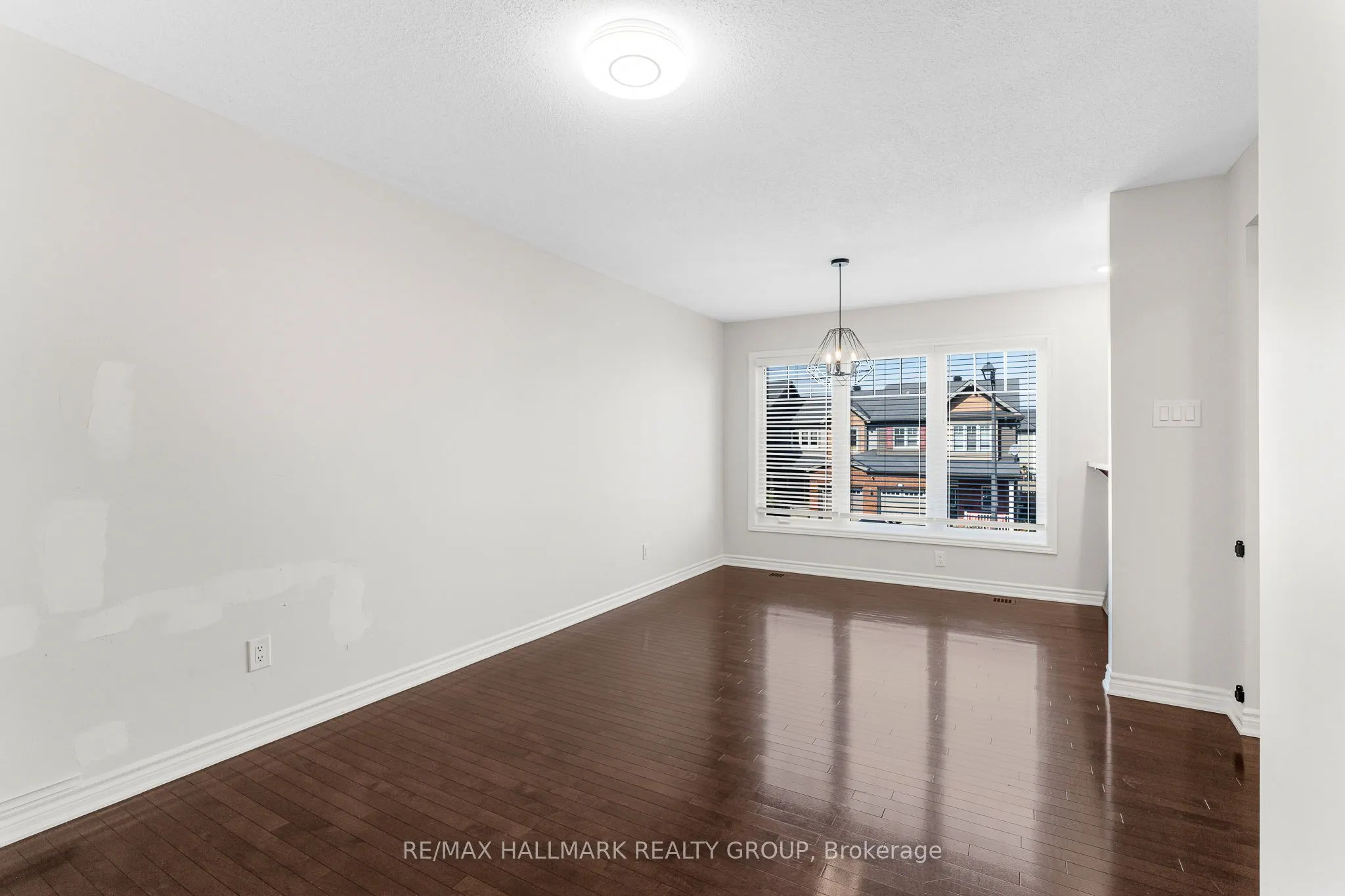 110 Sunshine Crescent
