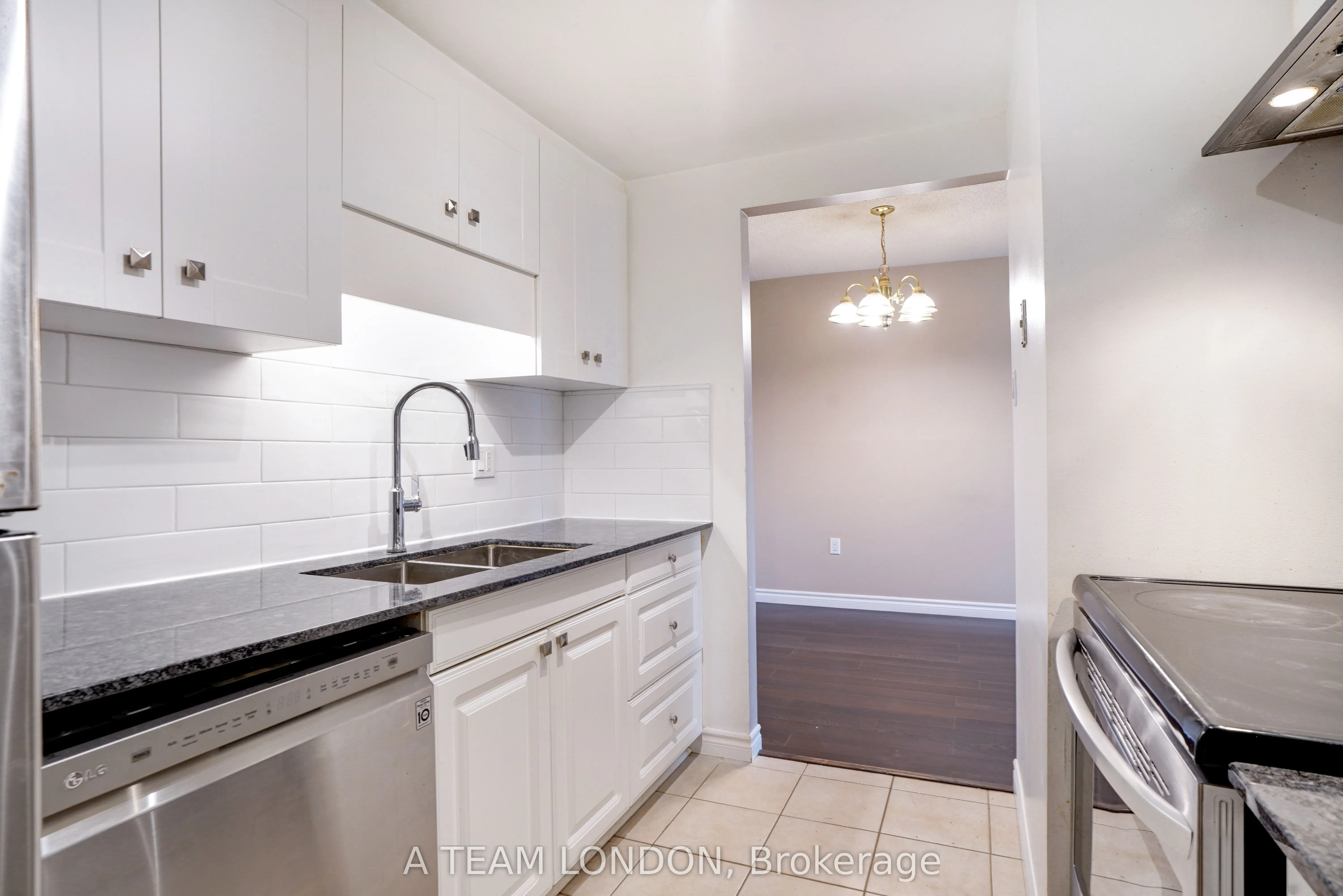 155 KENT Street, #407