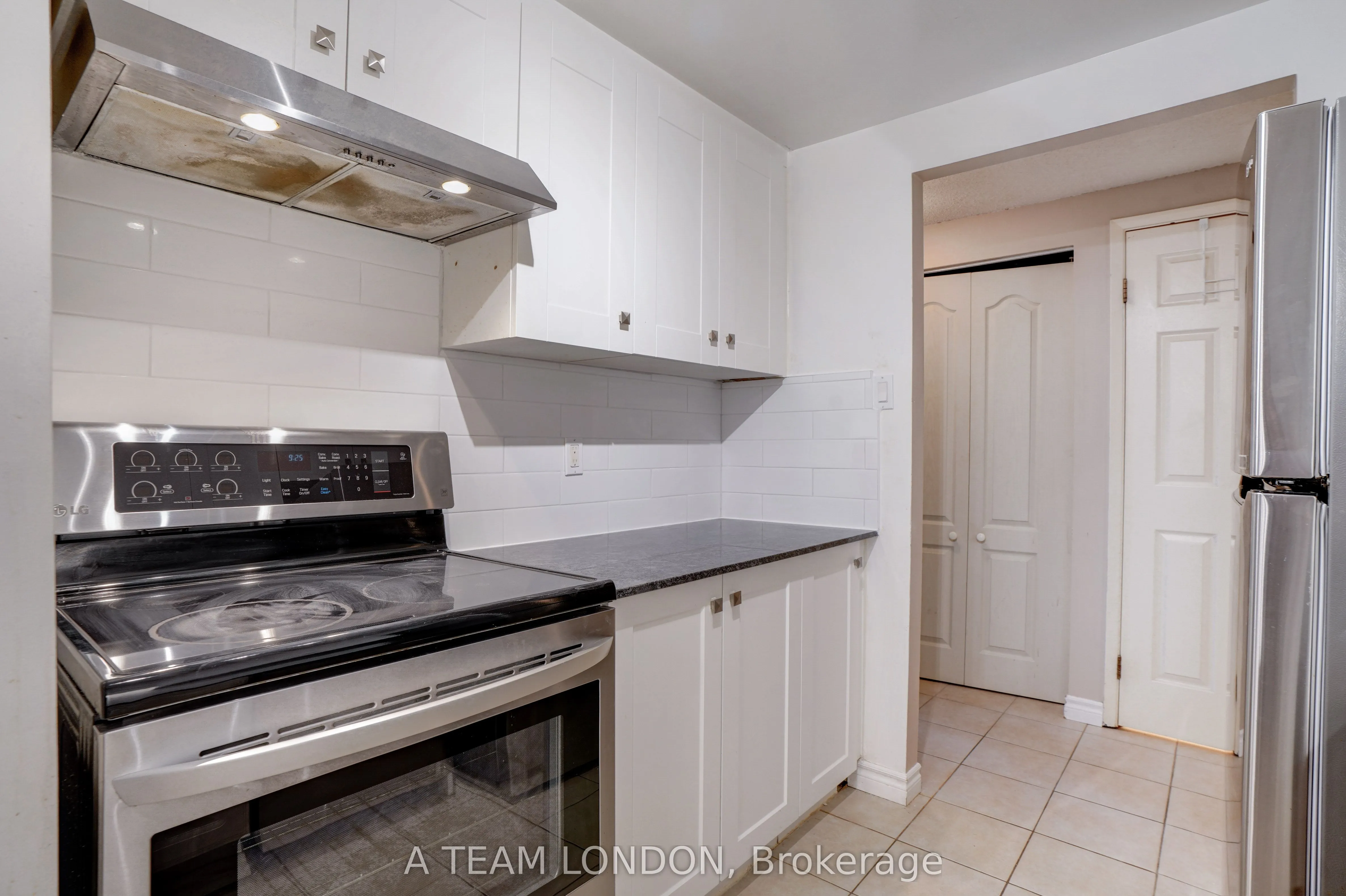 155 KENT Street, #407