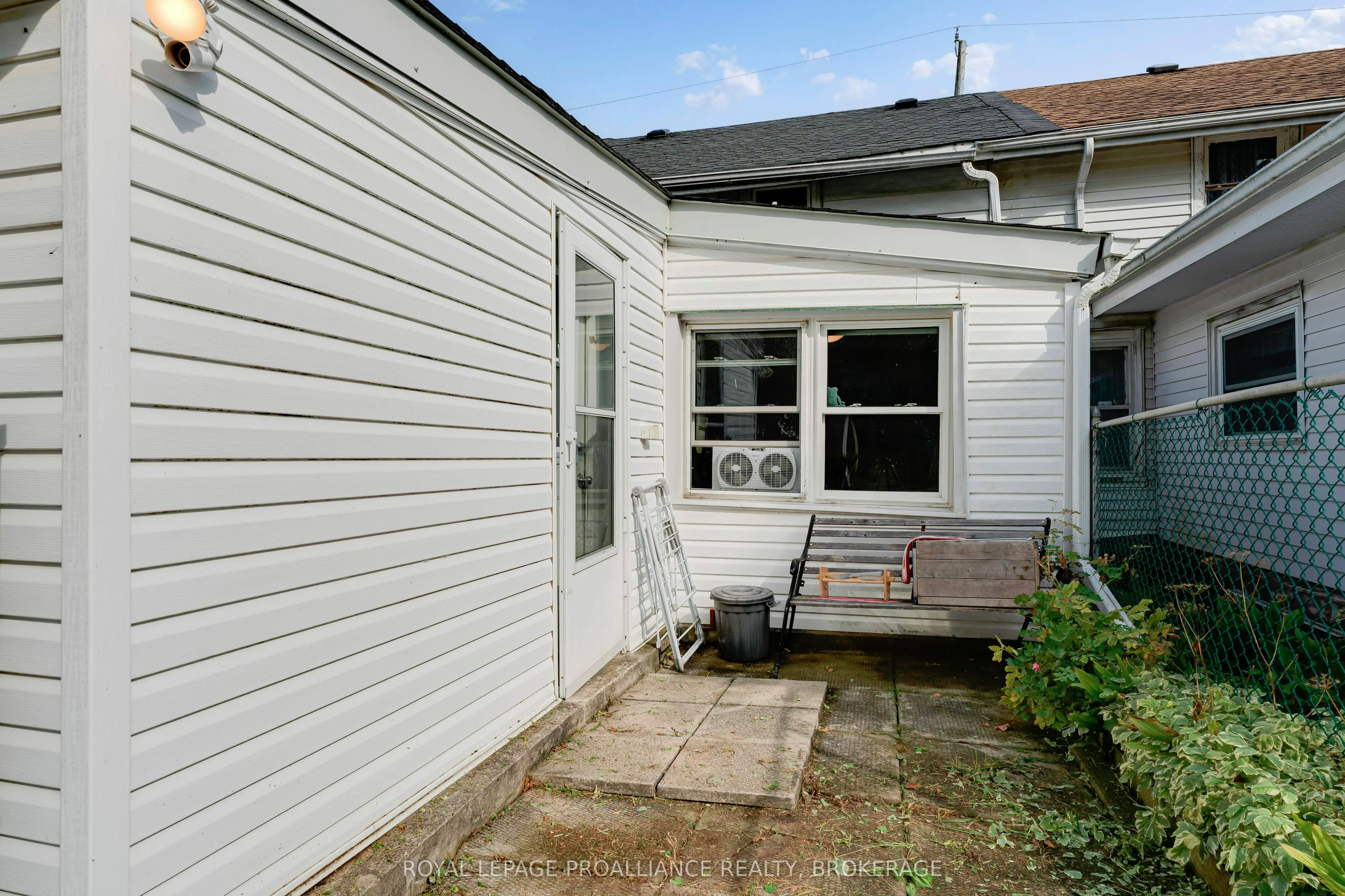 318 Sydenham Street