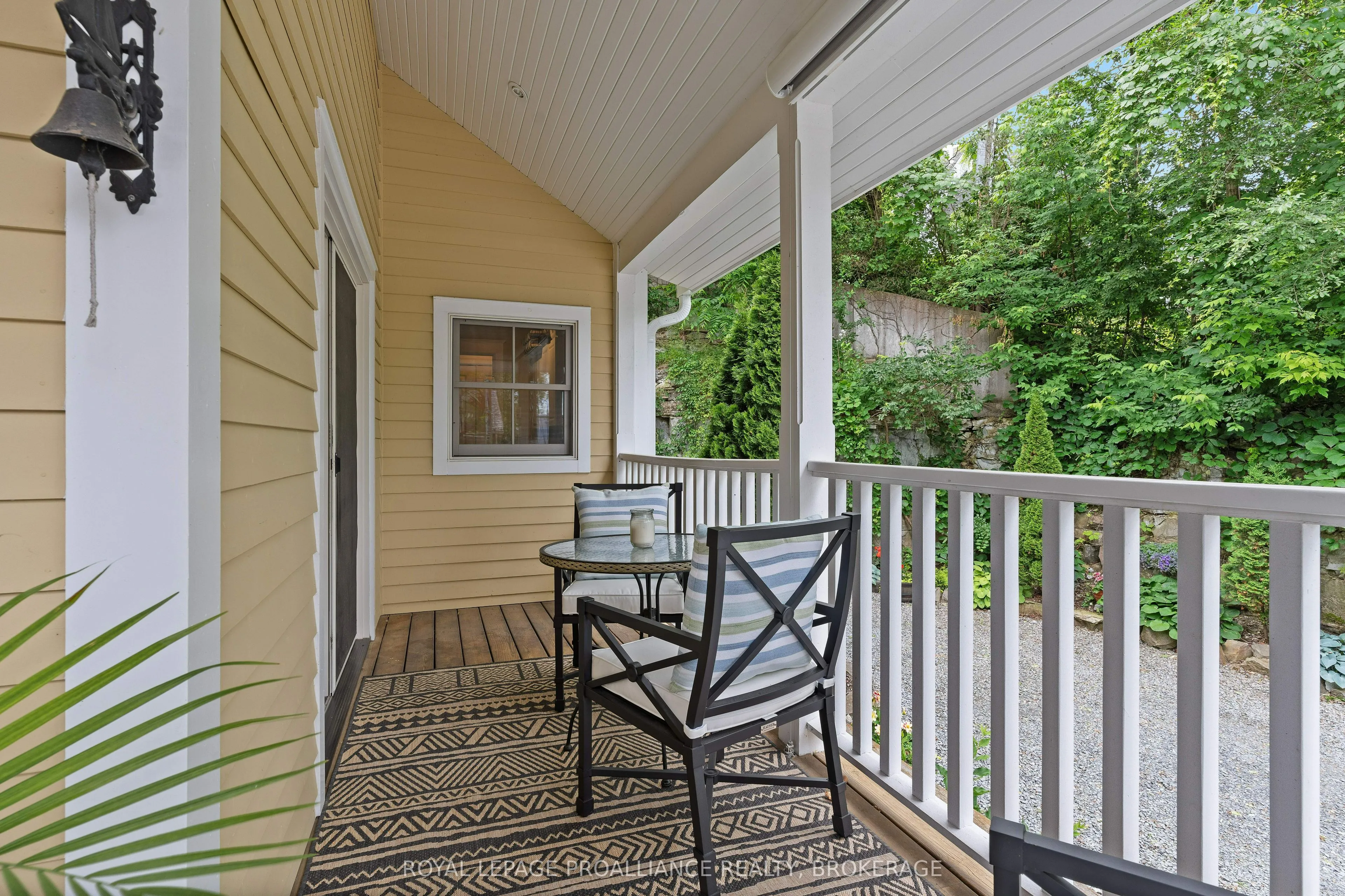222 Green Bay Road