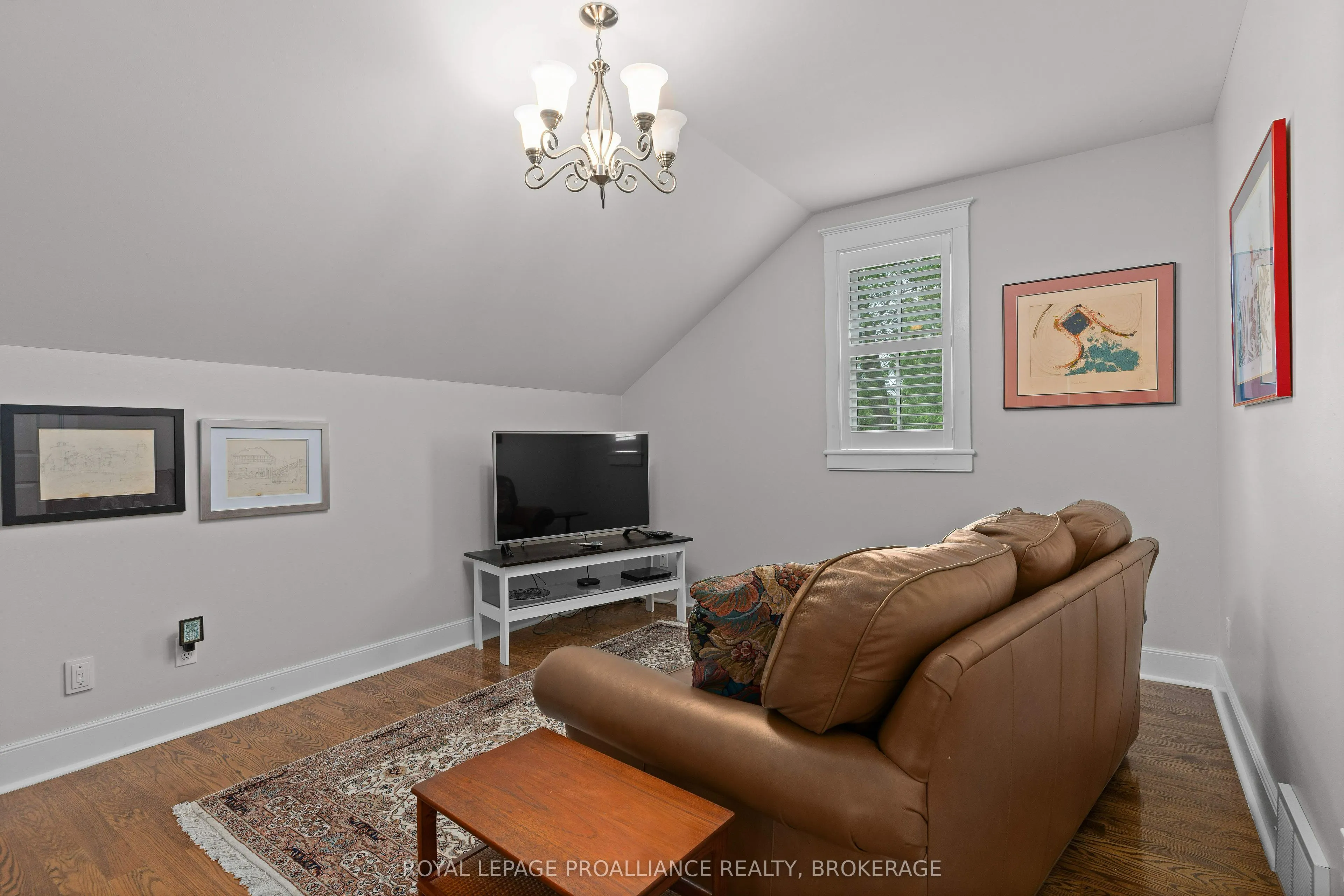 222 Green Bay Road