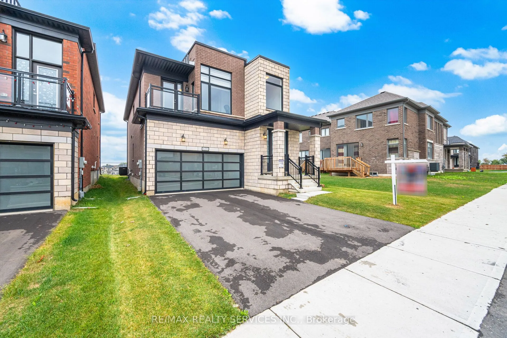 839 Sobeski Avenue