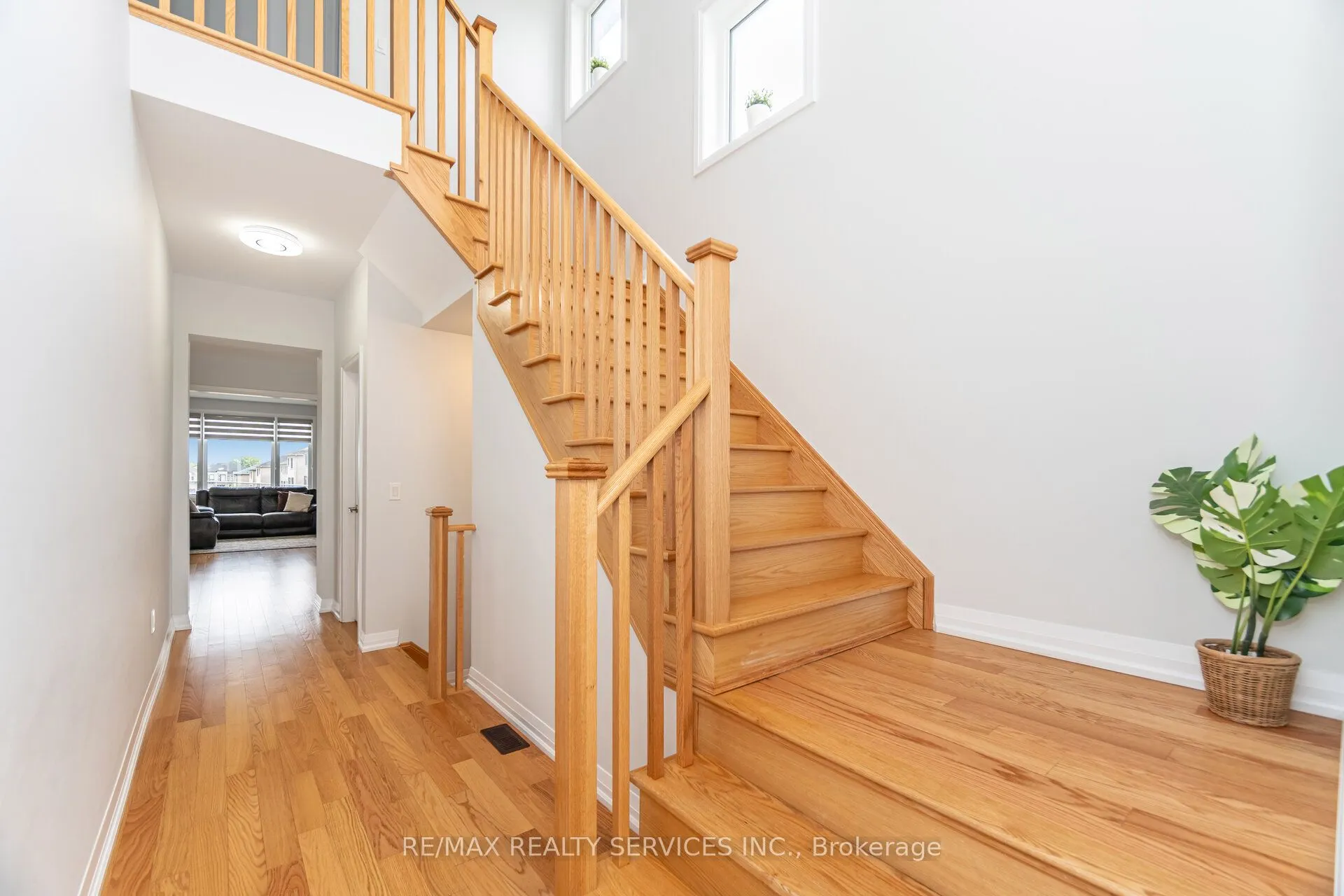 839 Sobeski Avenue