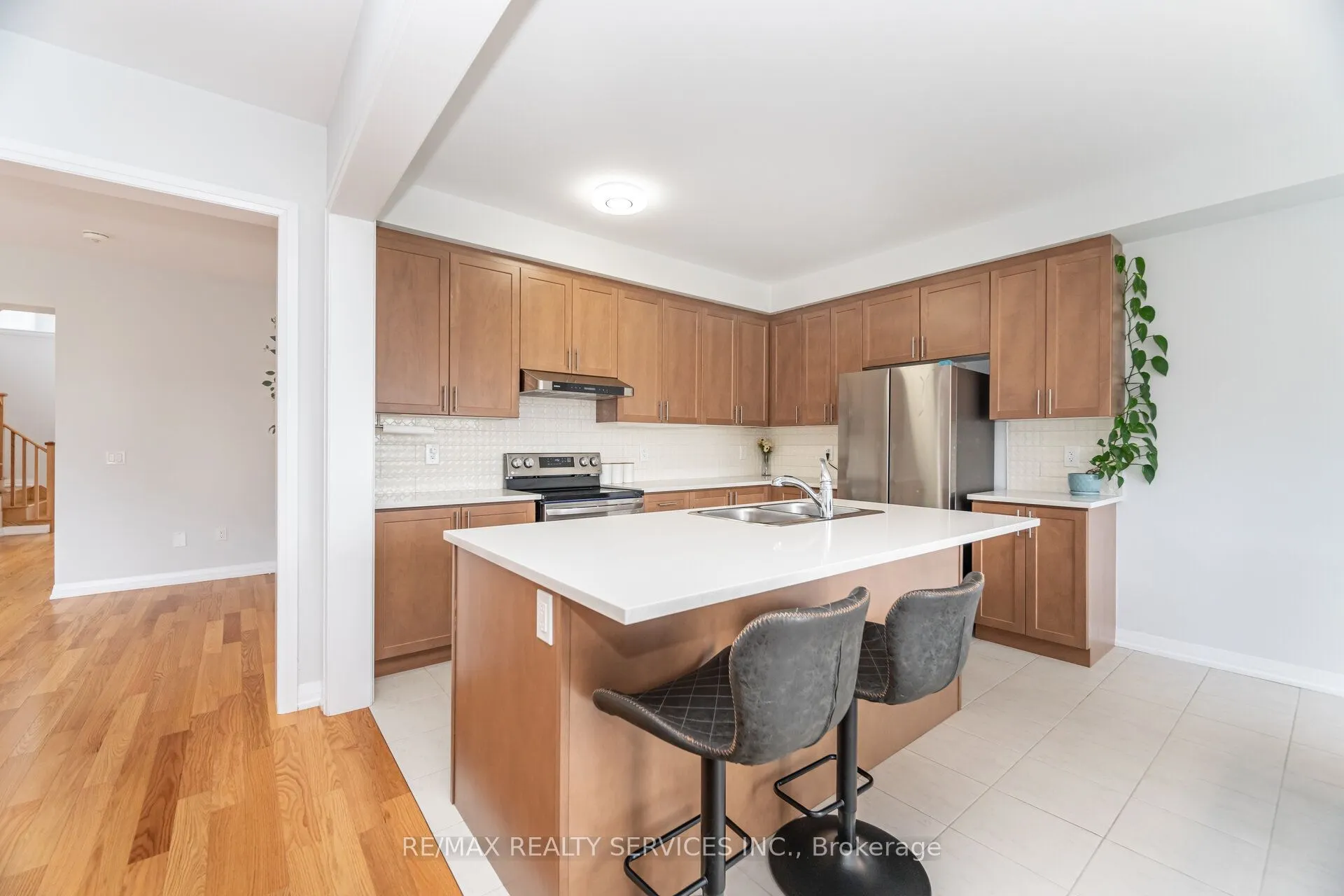 839 Sobeski Avenue