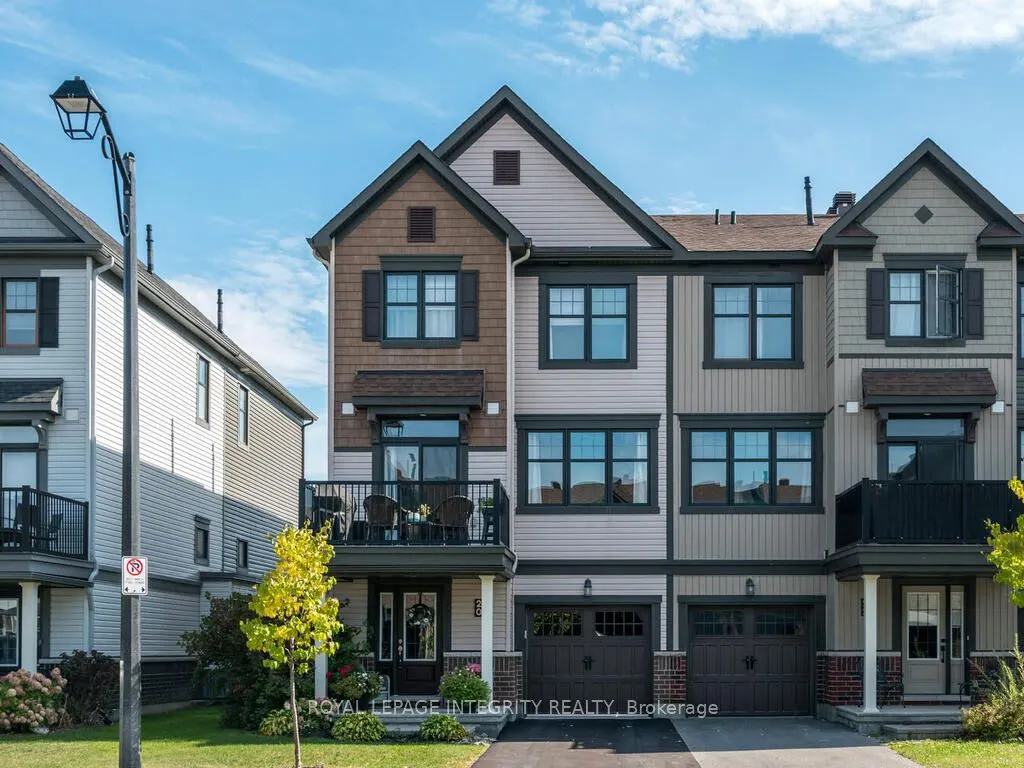 20 Fallengale Crescent W