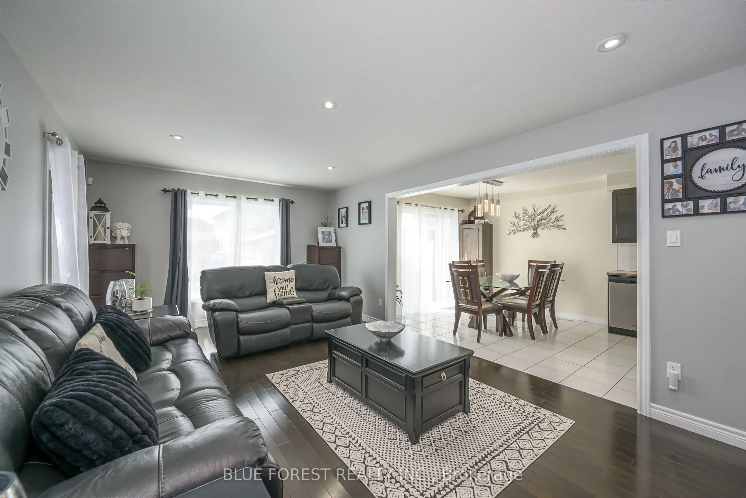 2875 Lemieux Walk