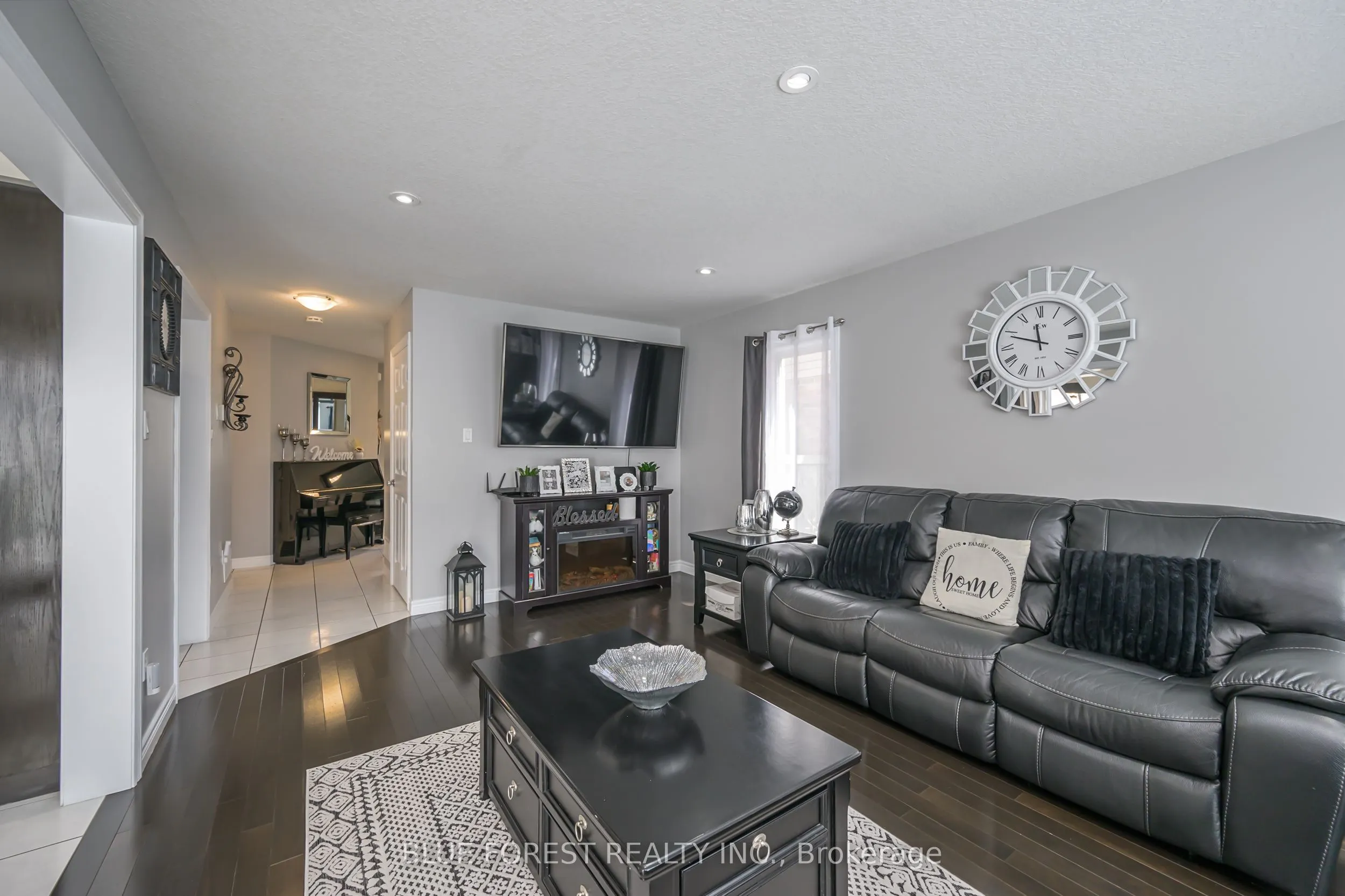 2875 Lemieux Walk
