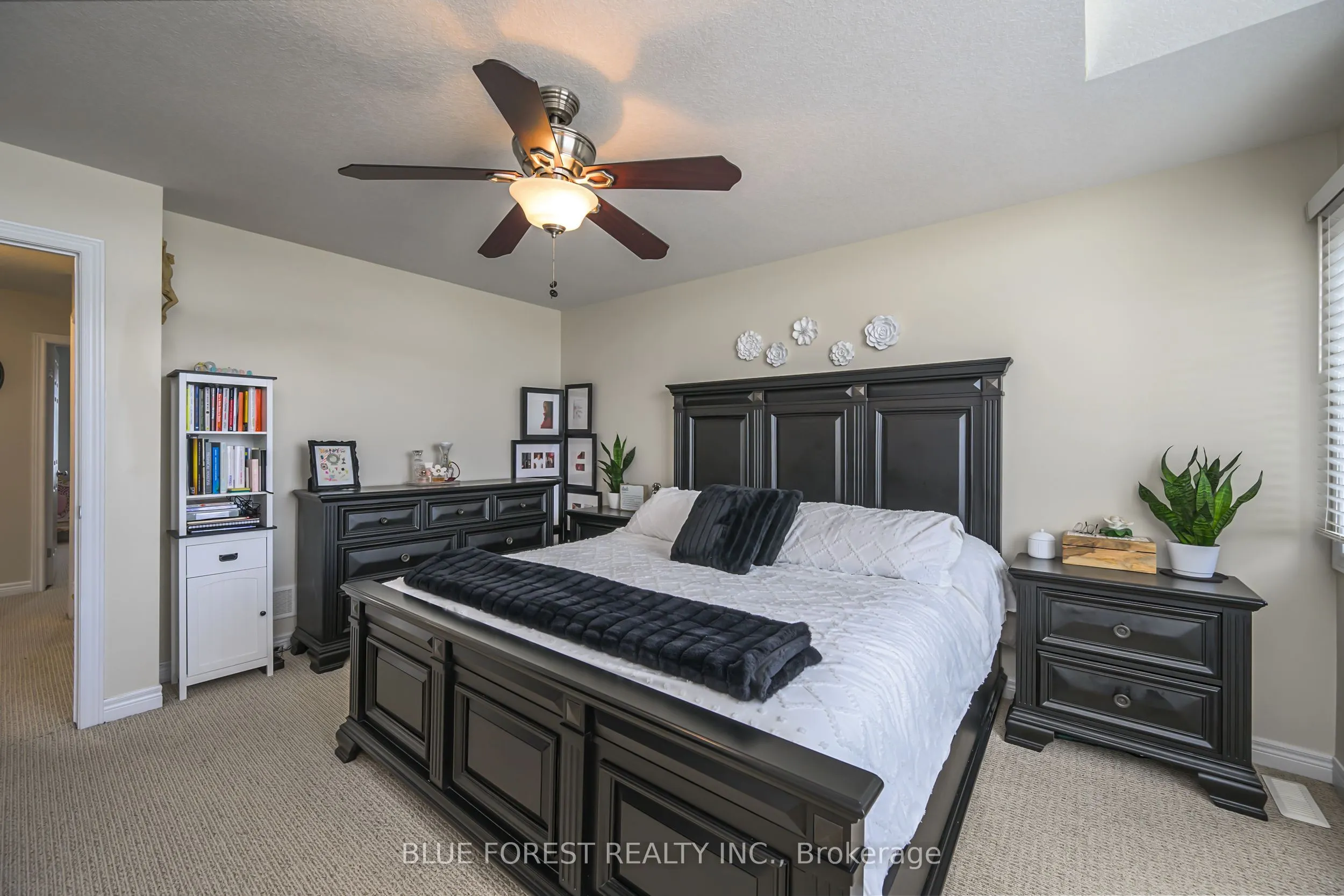 2875 Lemieux Walk
