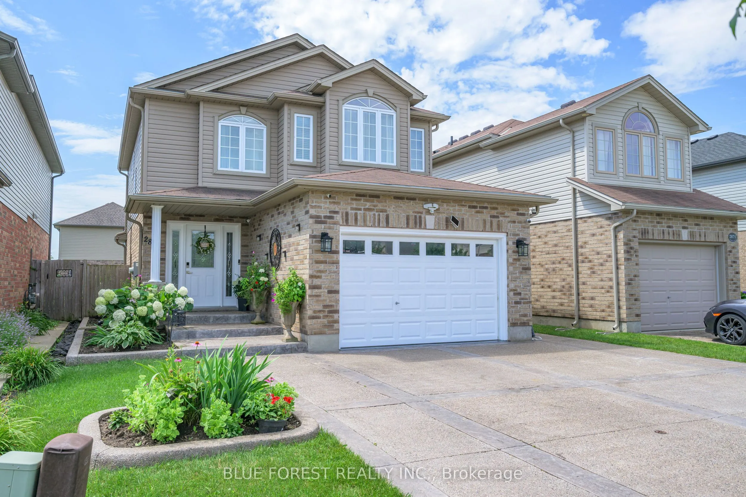2875 Lemieux Walk