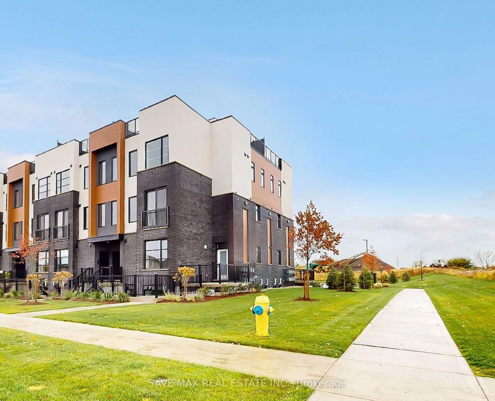 3900 Savoy Street, #207