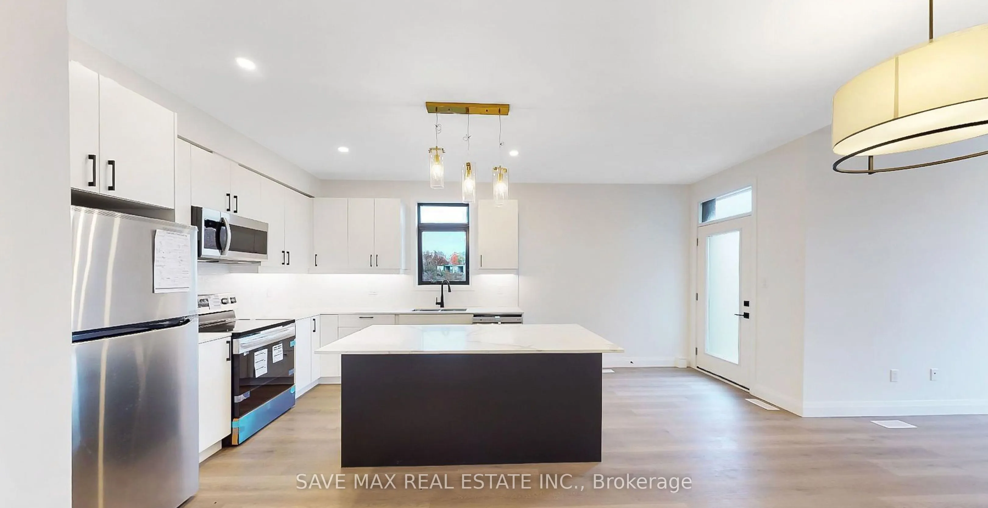 3900 Savoy Street, #207