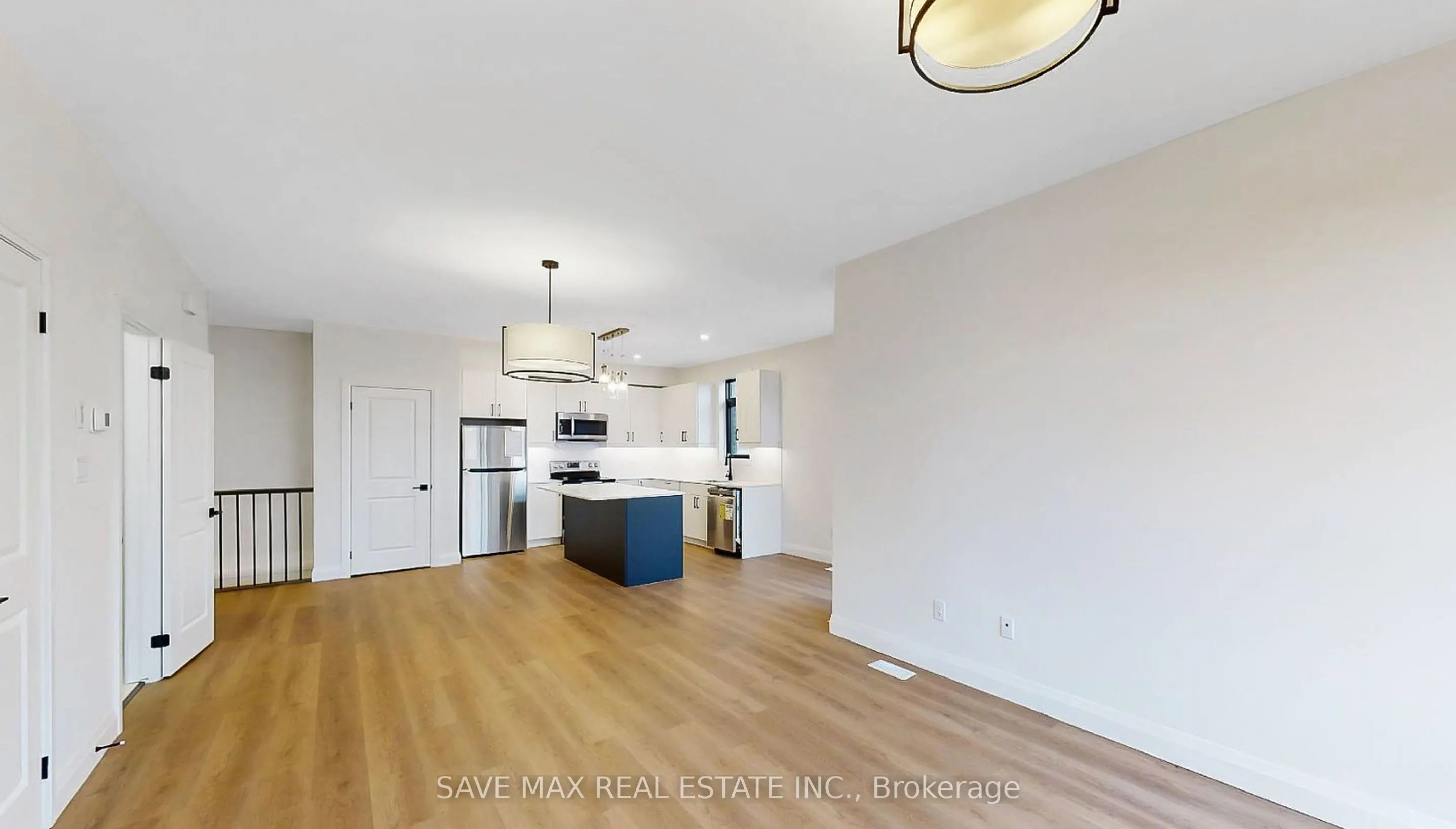 3900 Savoy Street, #207