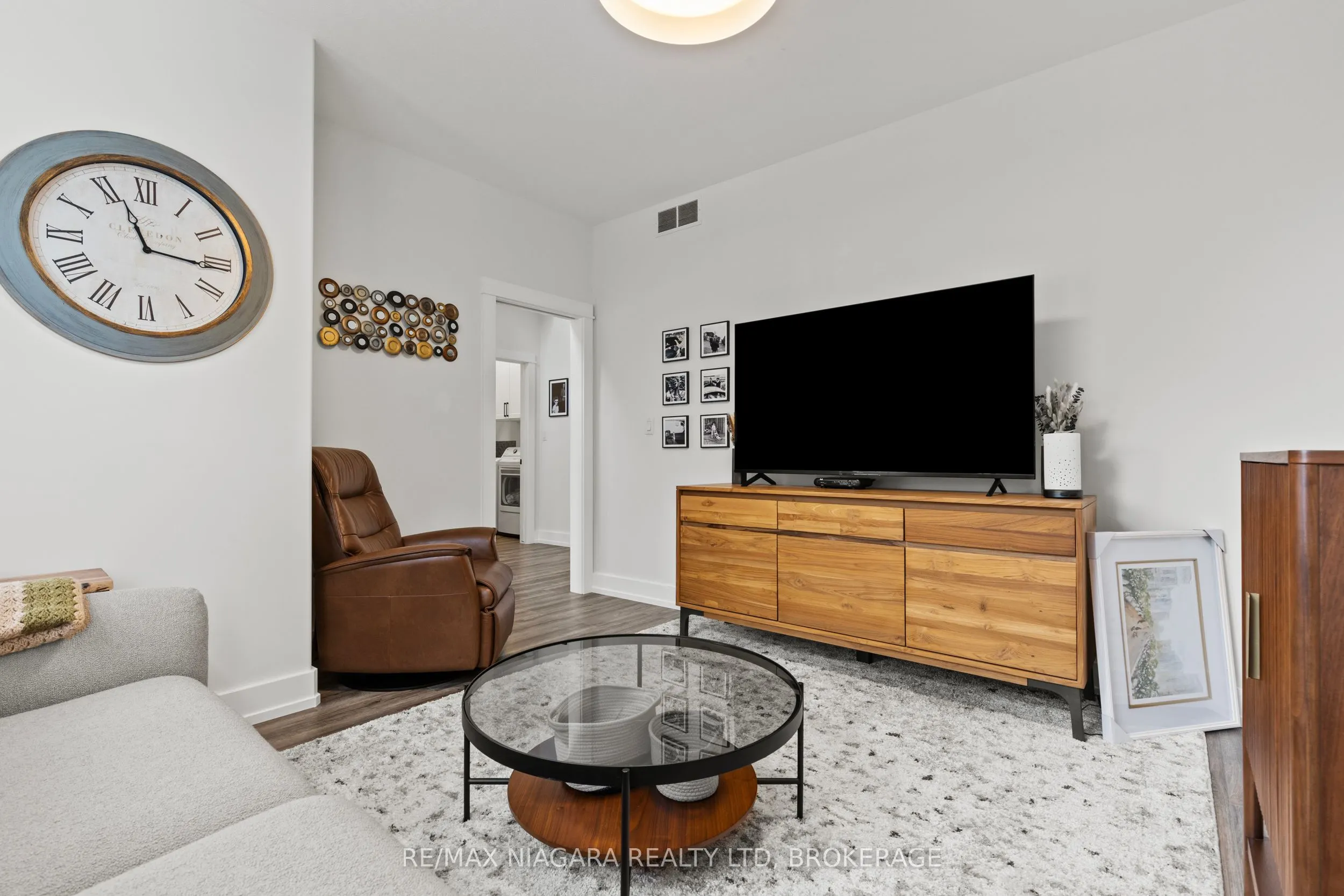 15 Loretta Drive