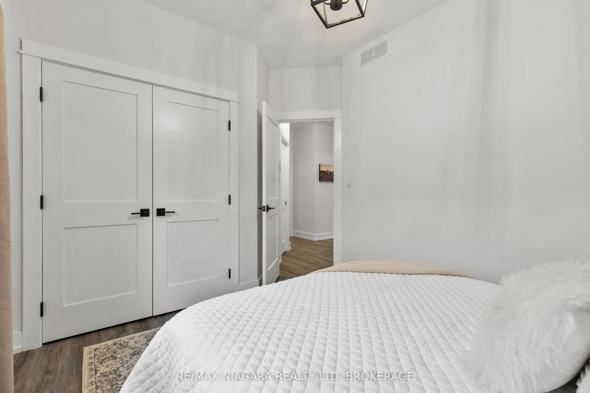 15 Loretta Drive