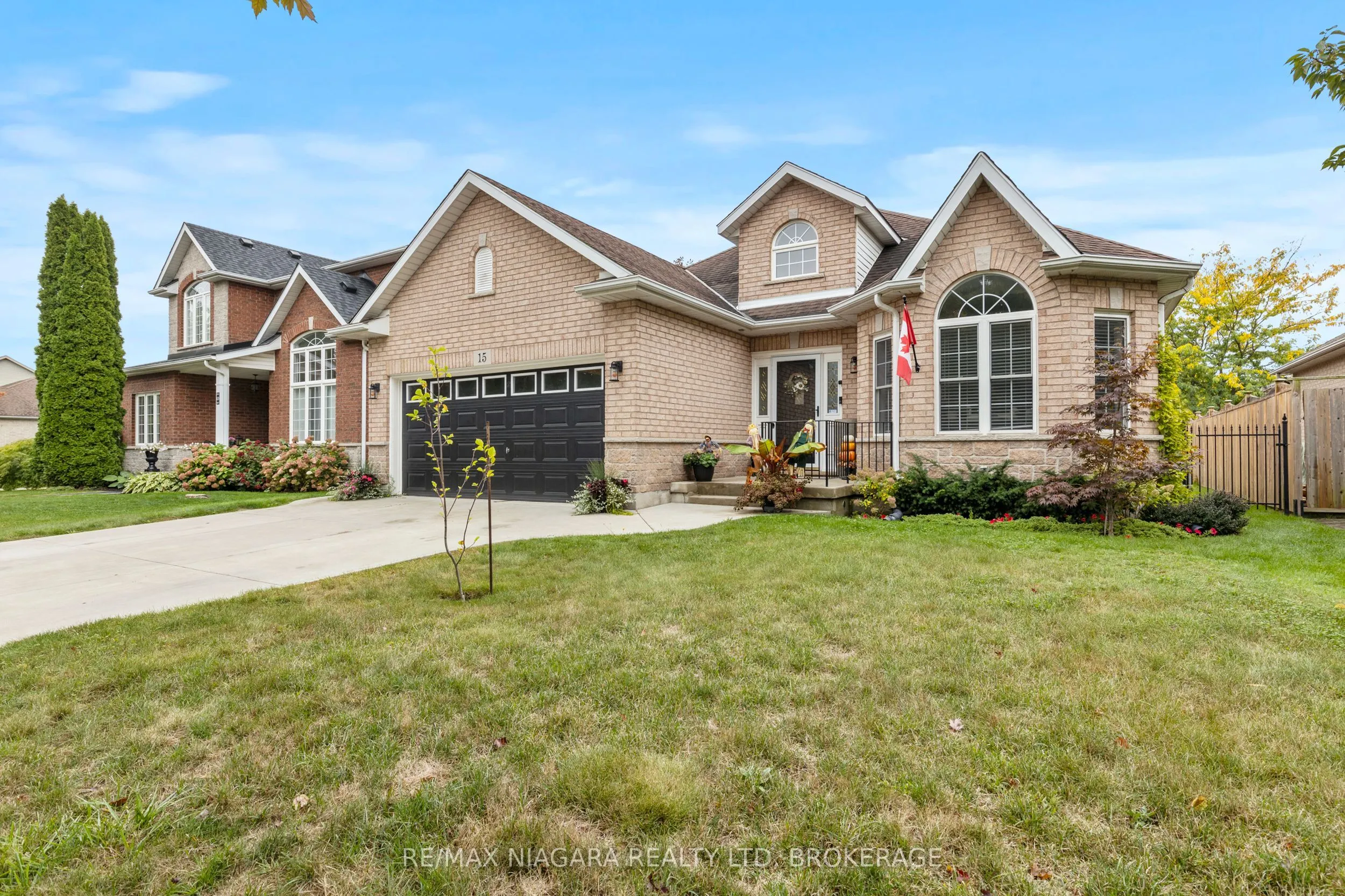 15 Loretta Drive