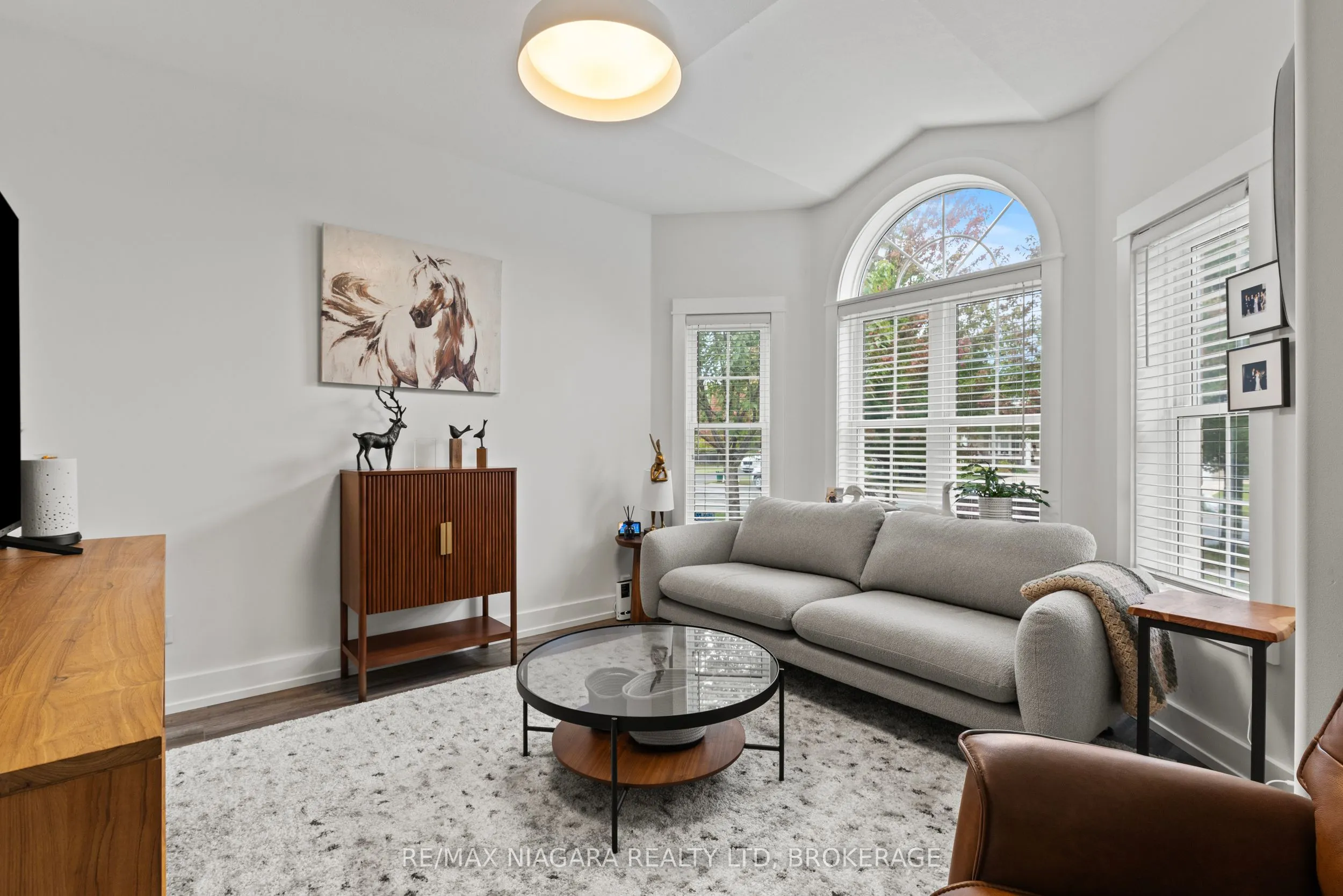 15 Loretta Drive