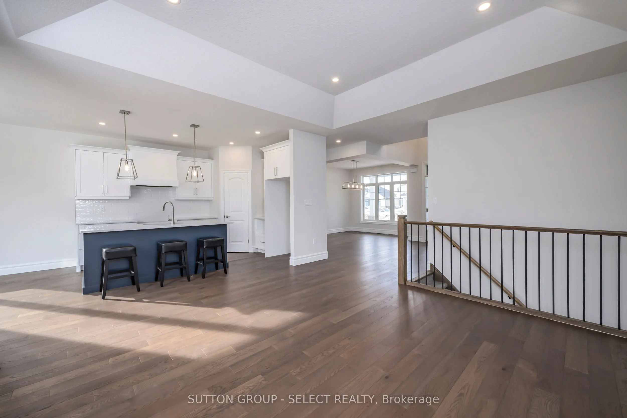 7 Spruce Crescent