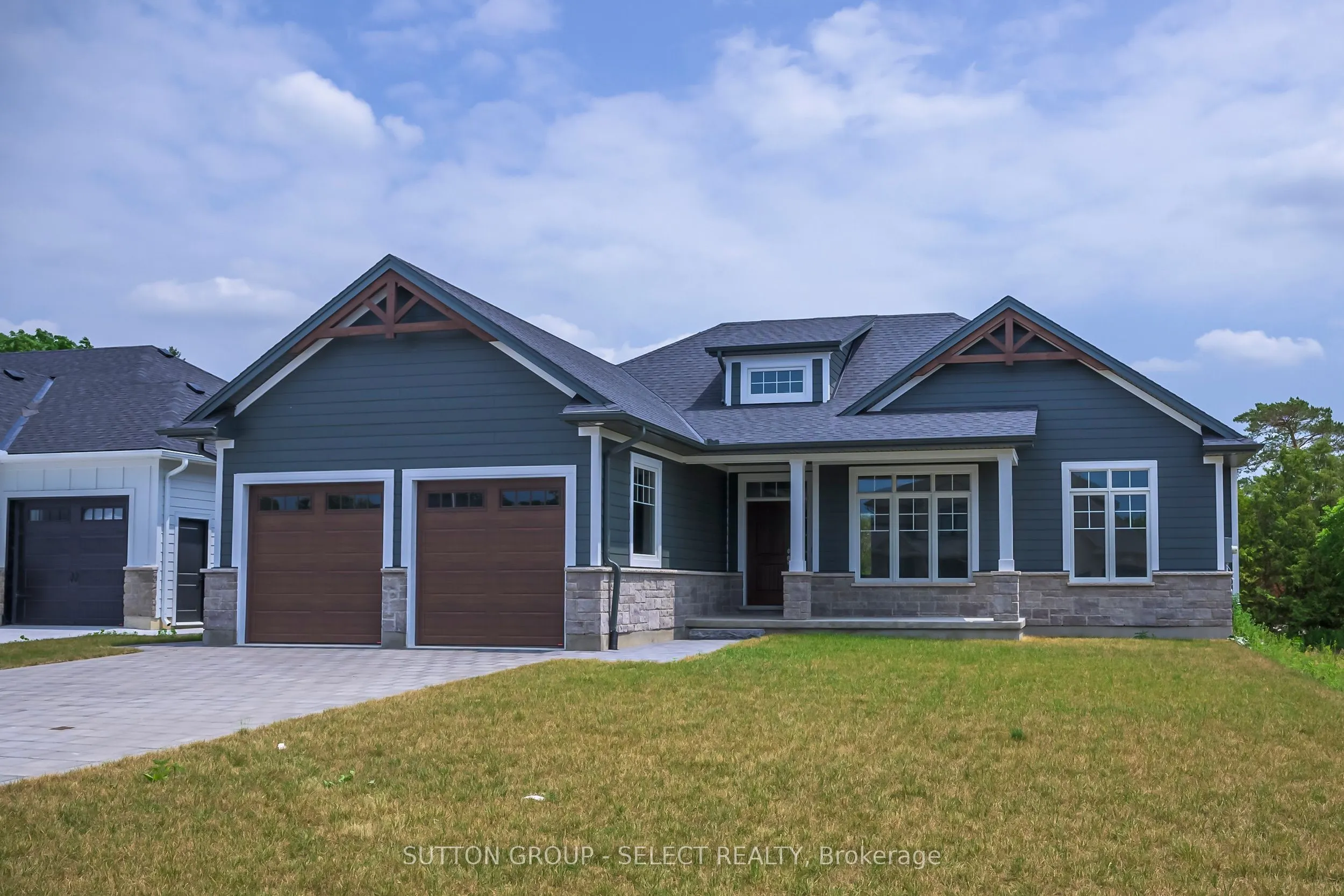 7 Spruce Crescent