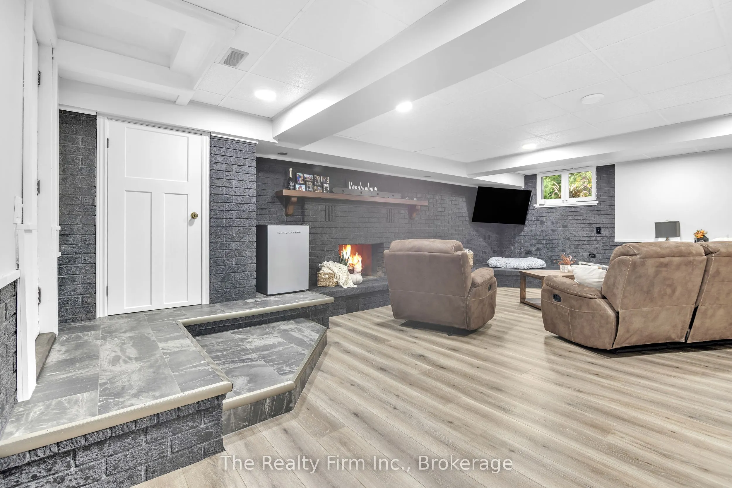 4 Rokeby Road
