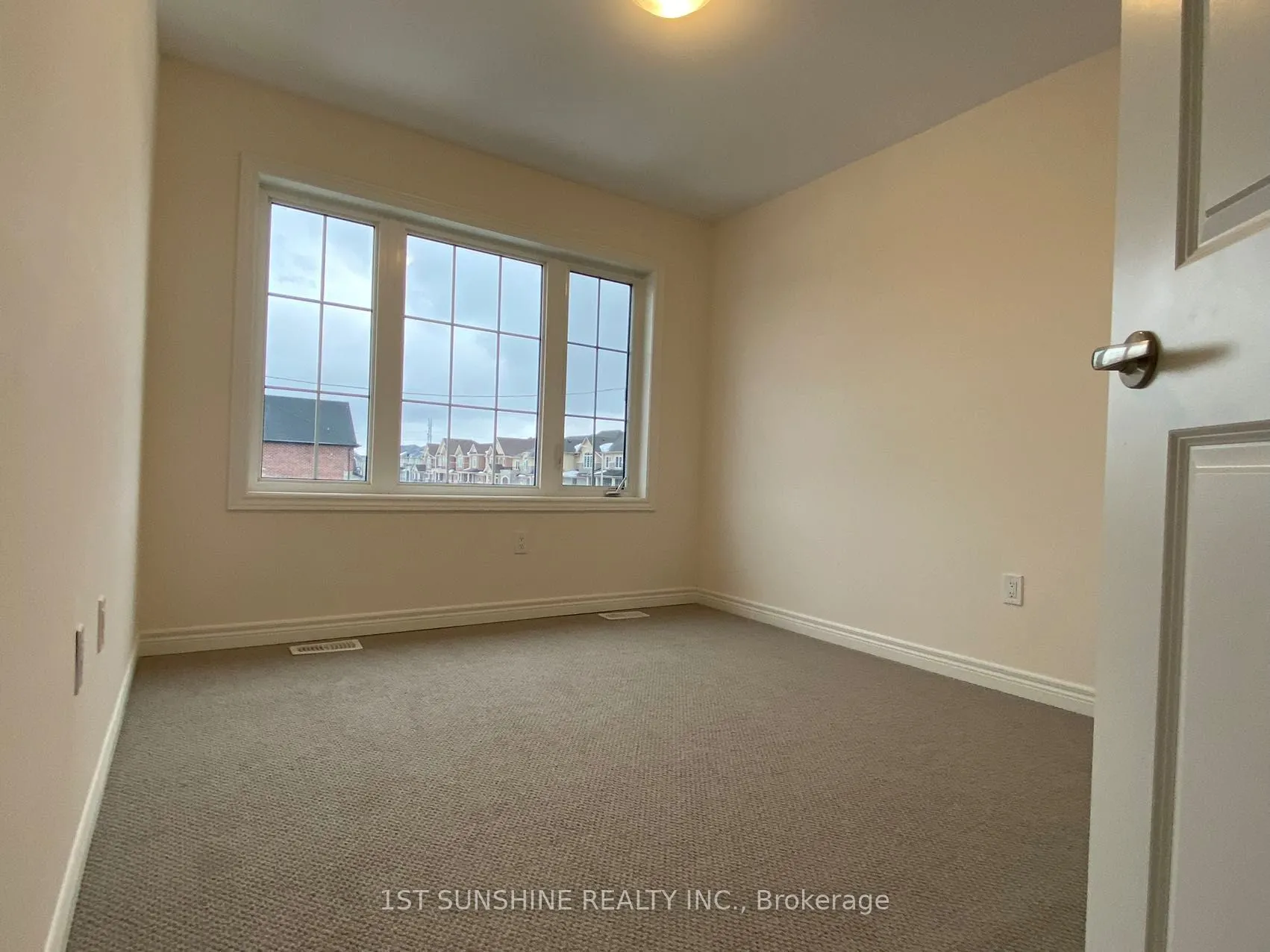 303 Raymond Road
