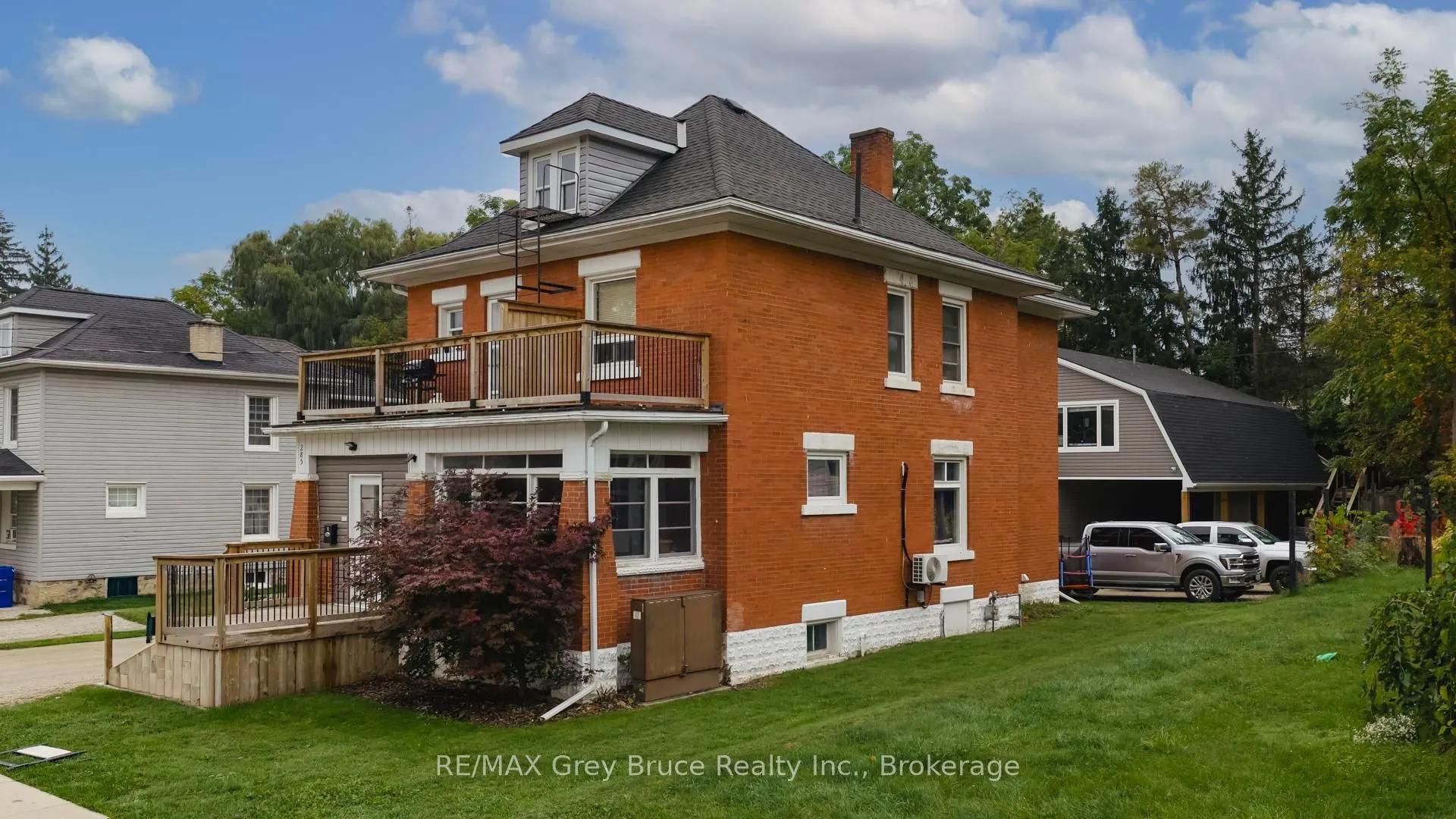 289 9th Street