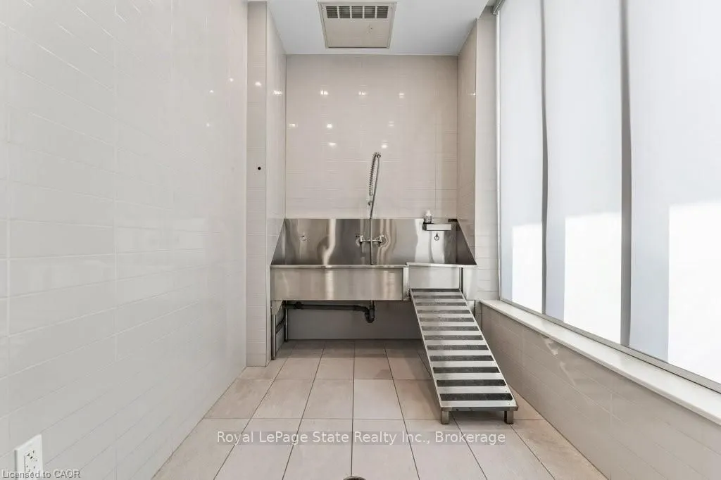385 Winston Road, #1402