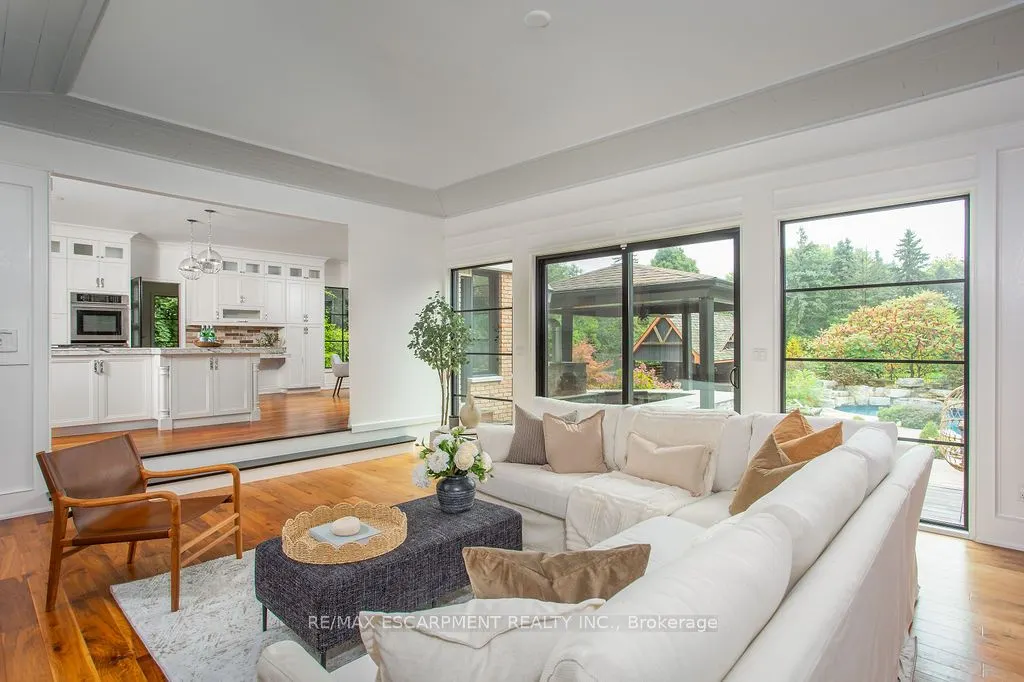 12 Blackberry Place