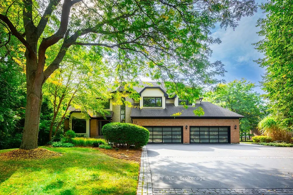 12 Blackberry Place