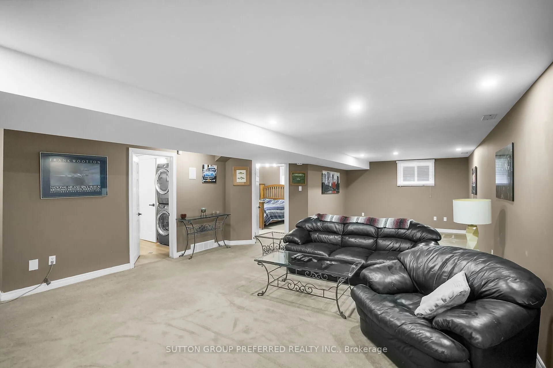 737 Whetter Avenue