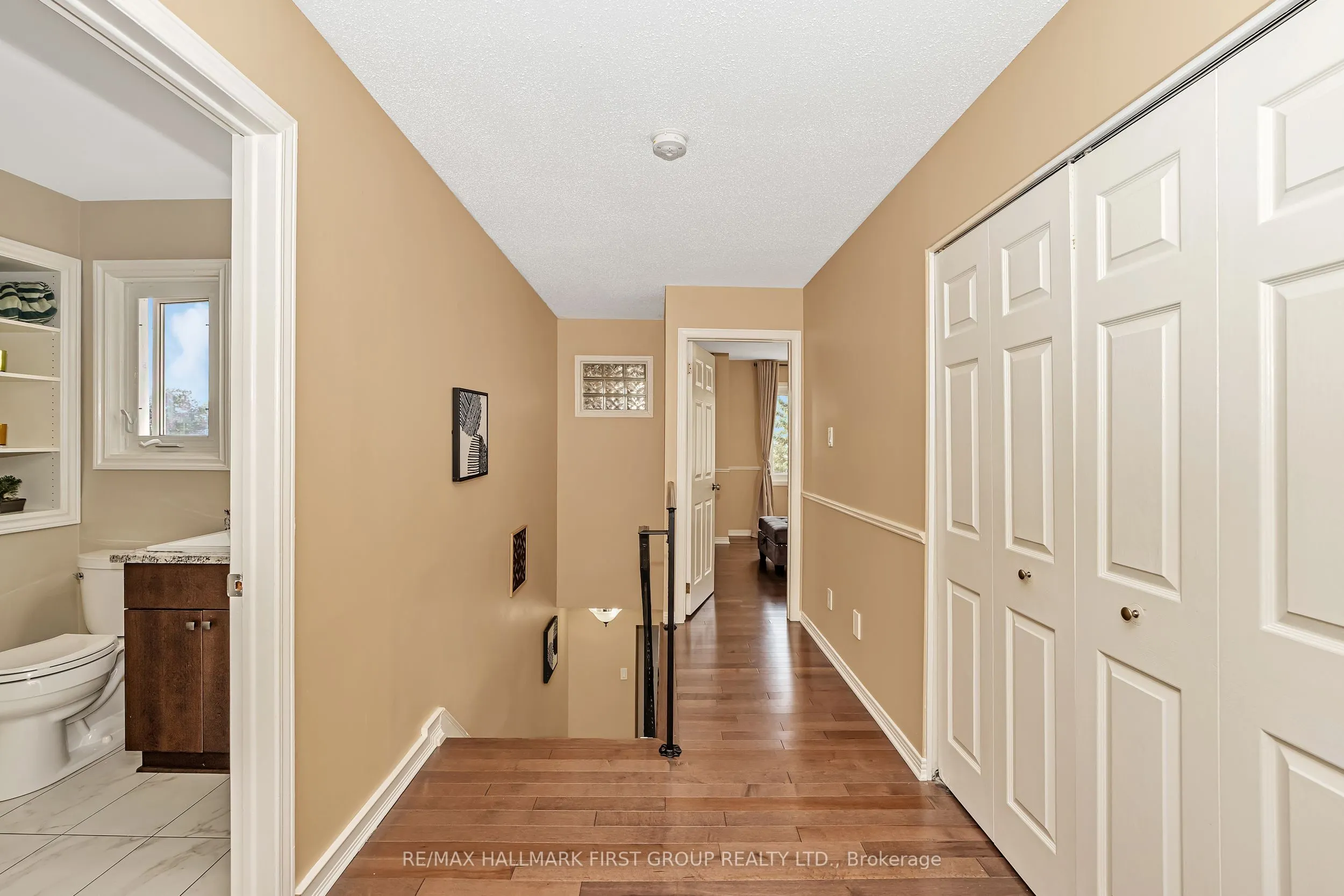 16 Hawley Crescent