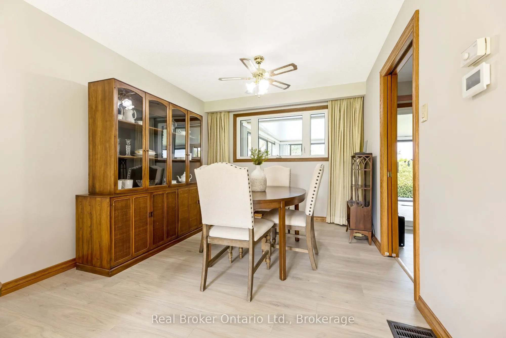 9412 Sideroad 17