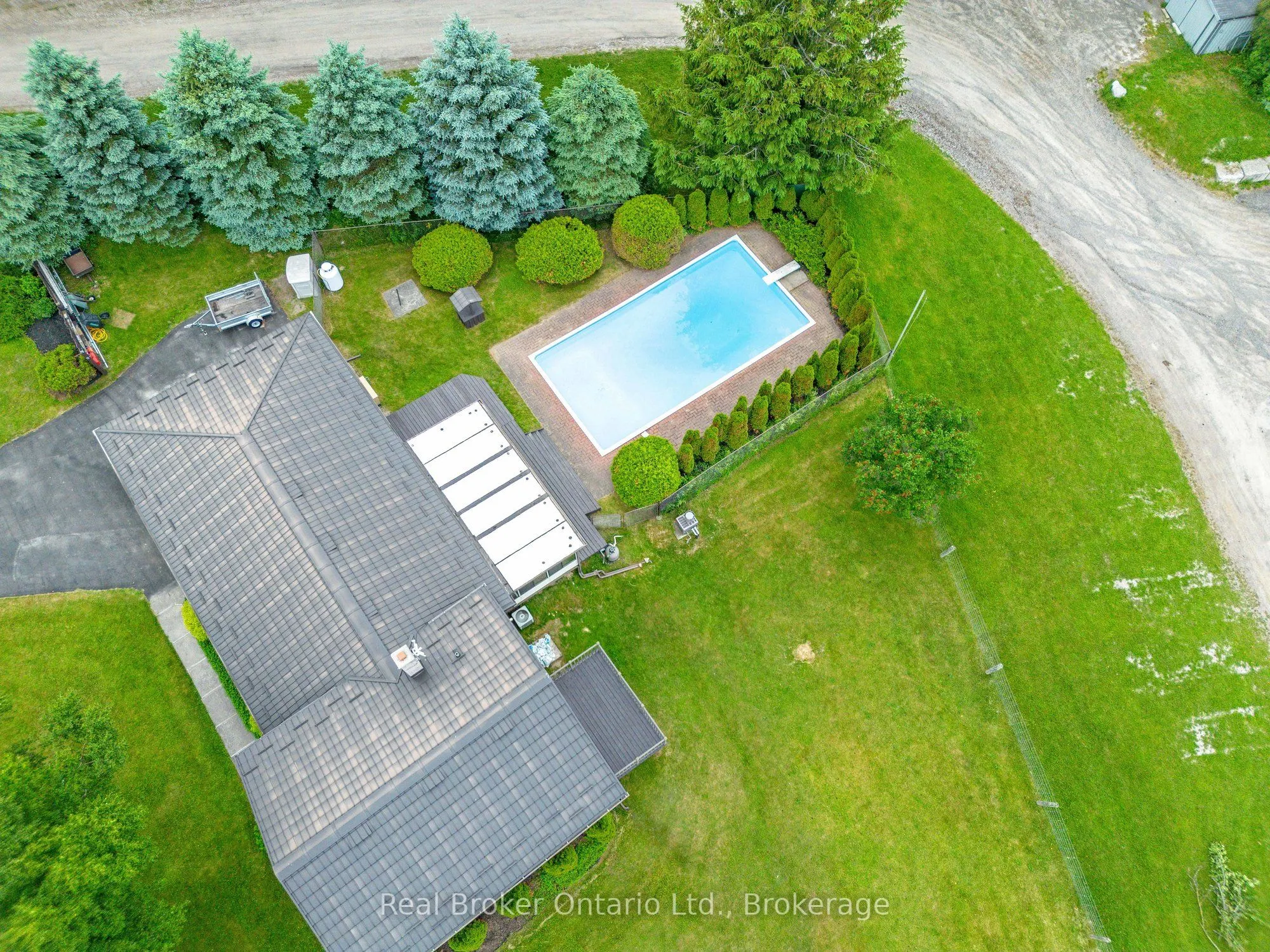 9412 Sideroad 17