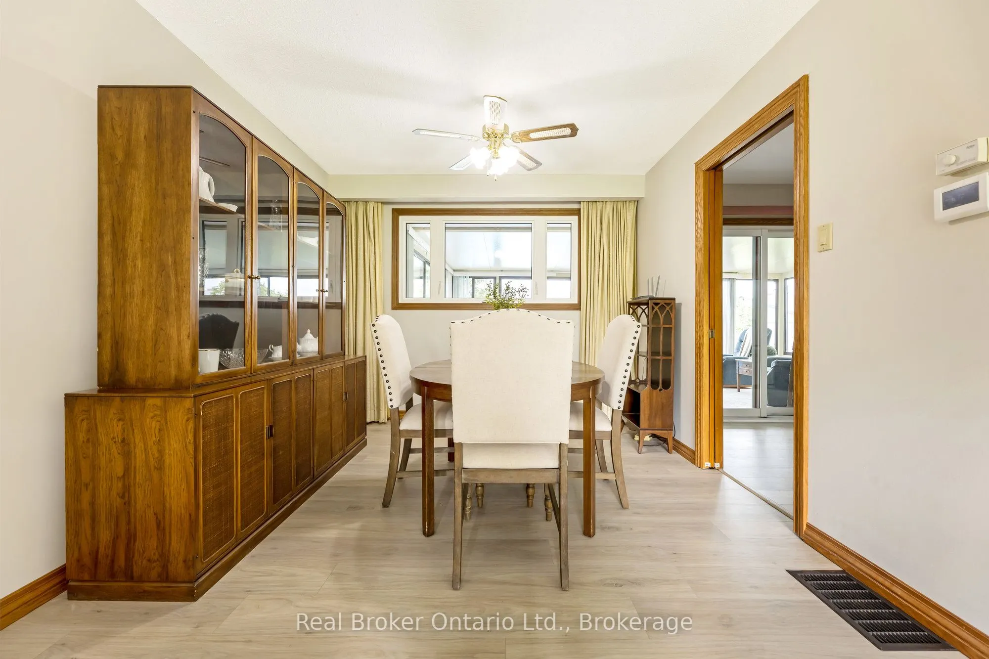 9412 Sideroad 17