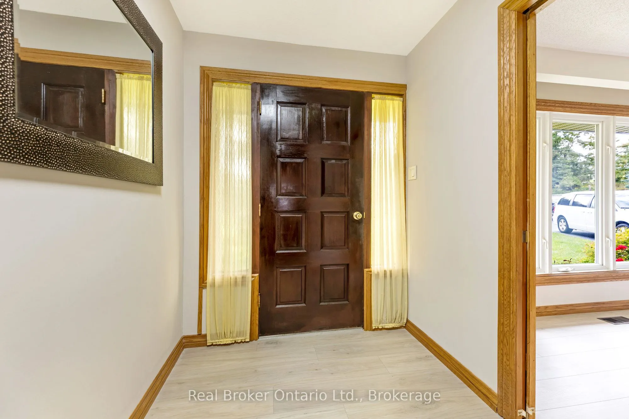 9412 Sideroad 17