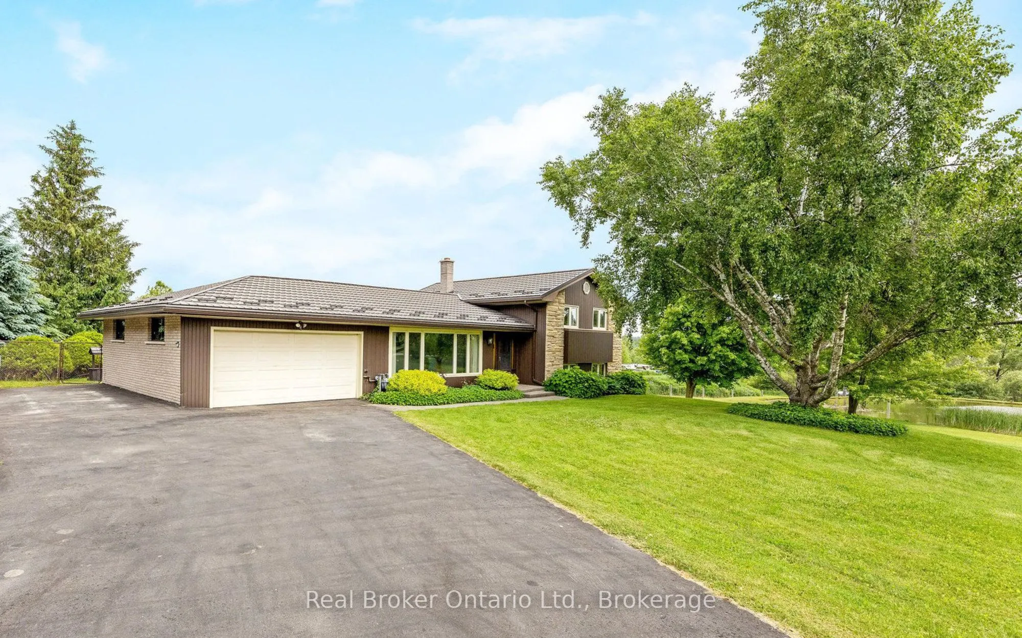9412 Sideroad 17