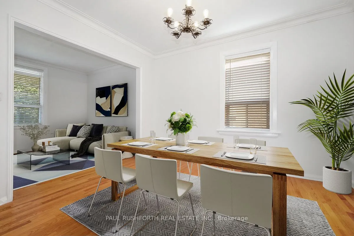 36 Champagne Avenue S