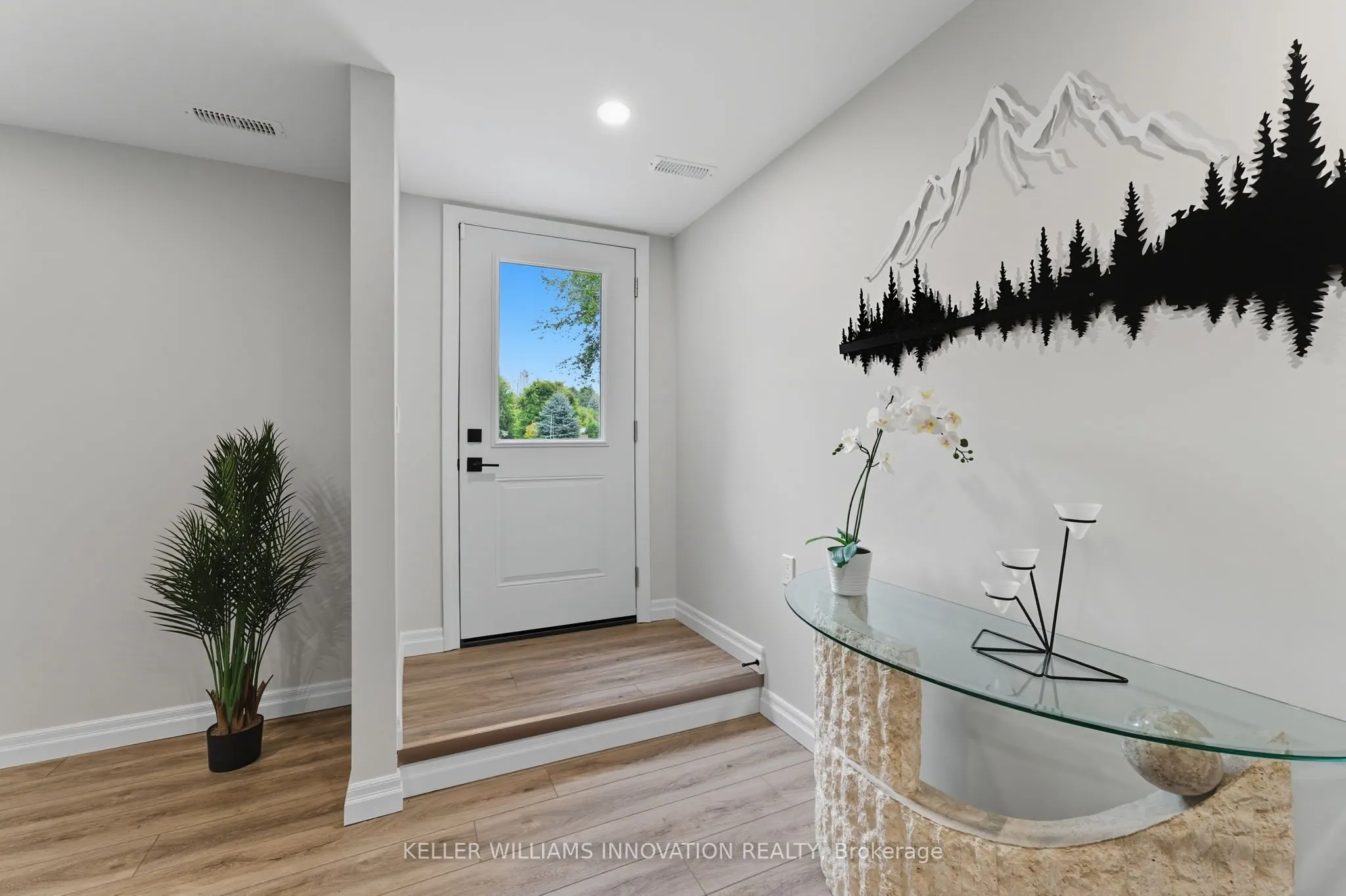 29 Mcdonald Street W