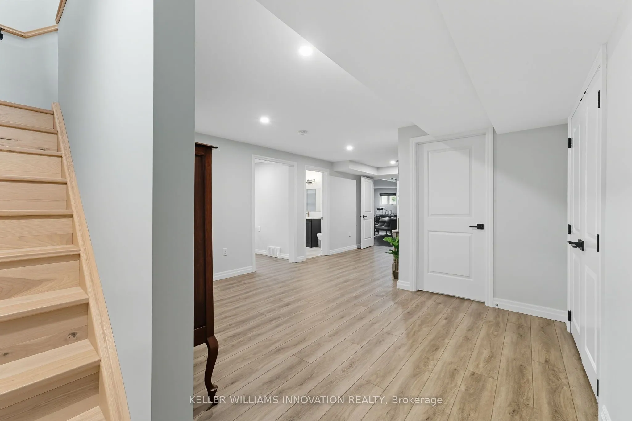 29 Mcdonald Street W
