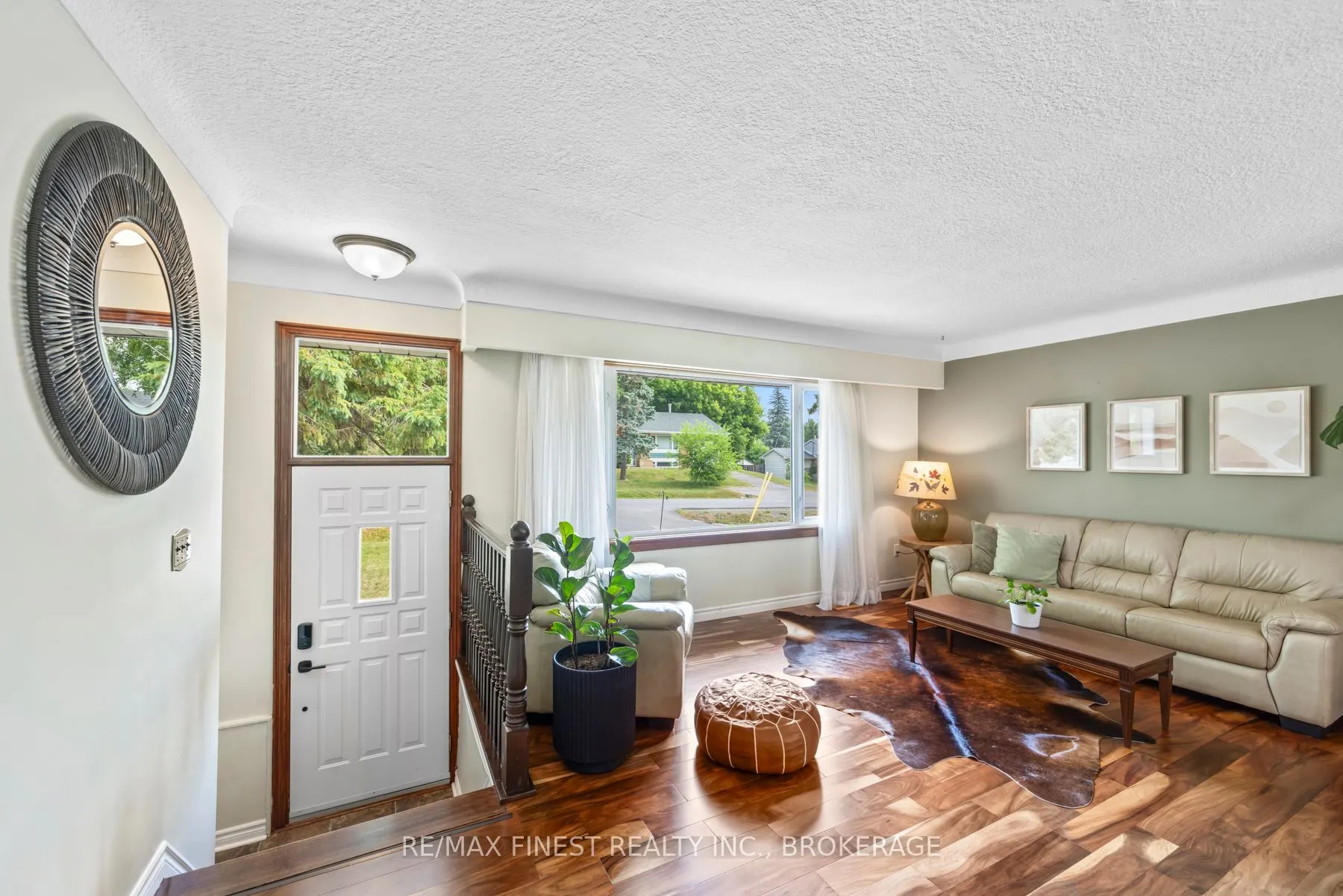 1429 Avondale Crescent