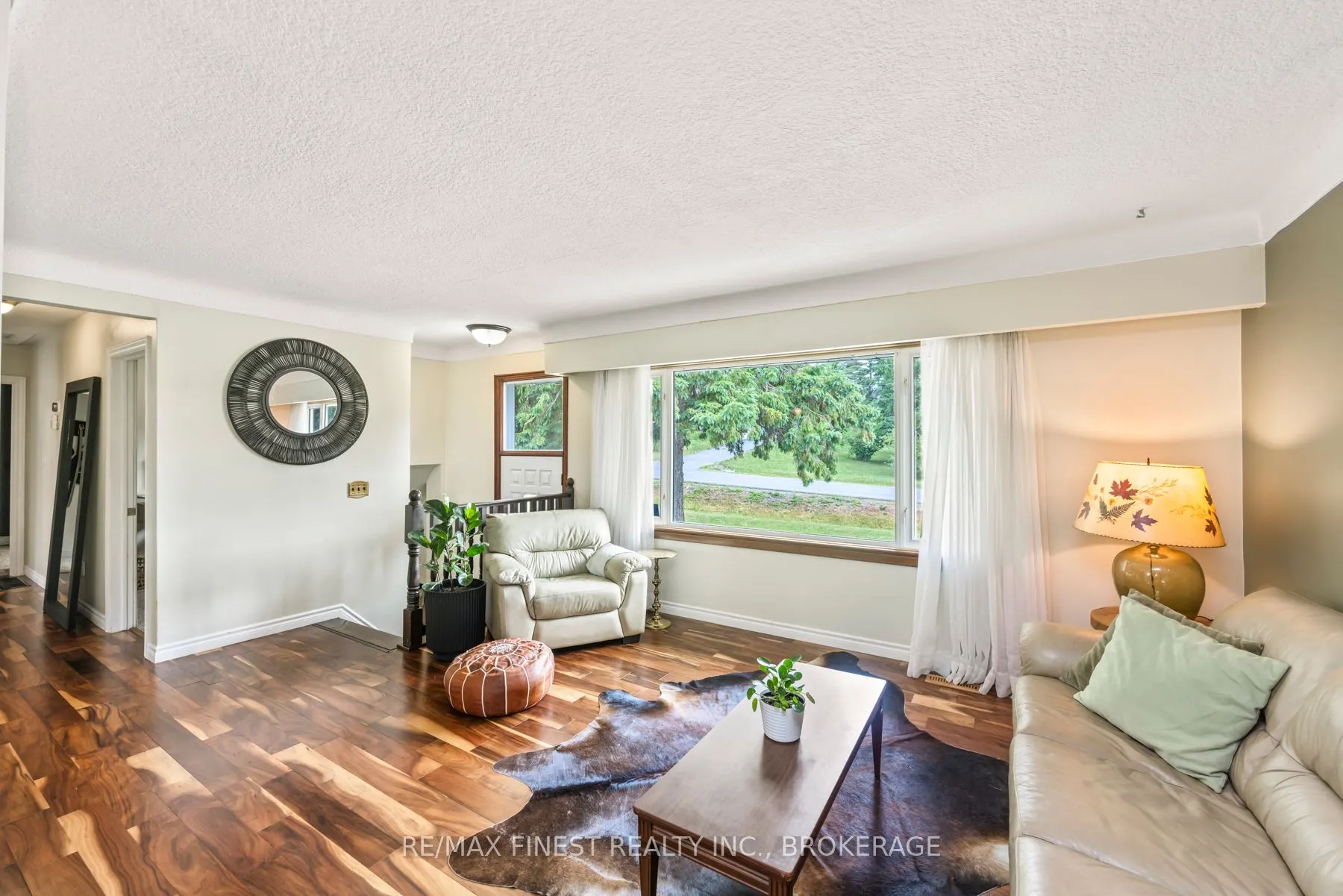1429 Avondale Crescent