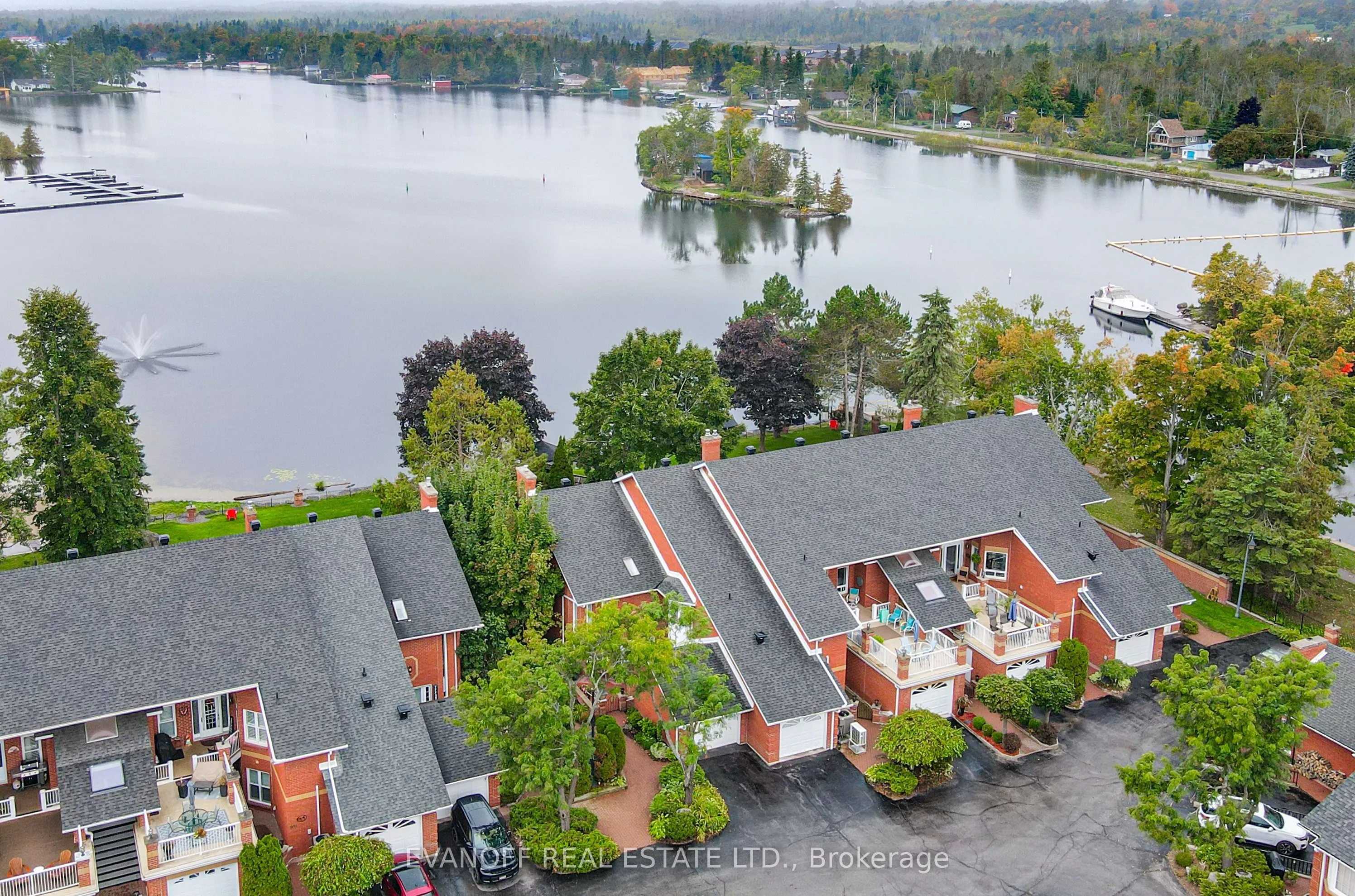 1 Sherwood Street, #101