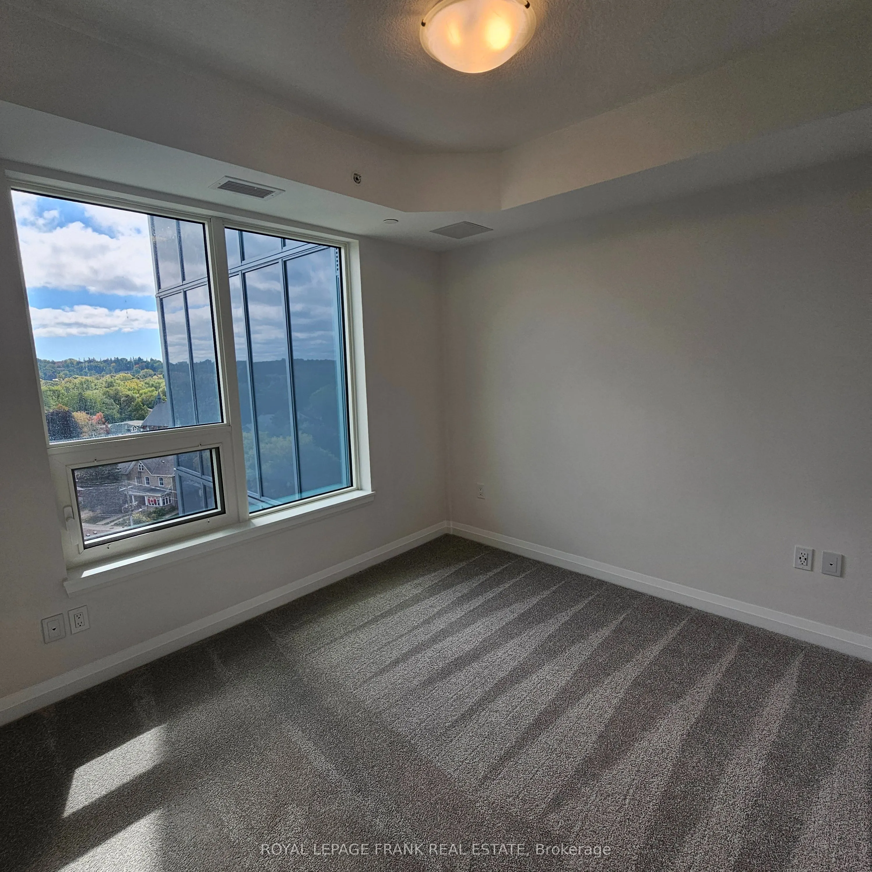 93 Arthur Street S, #903