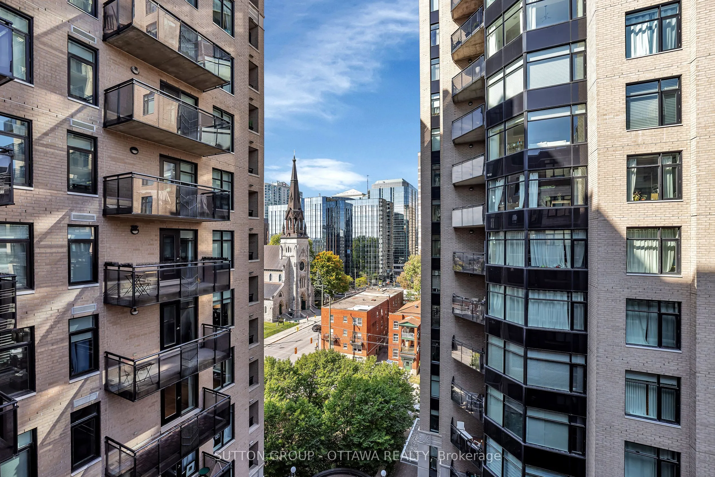 375 Lisgar Street, #903