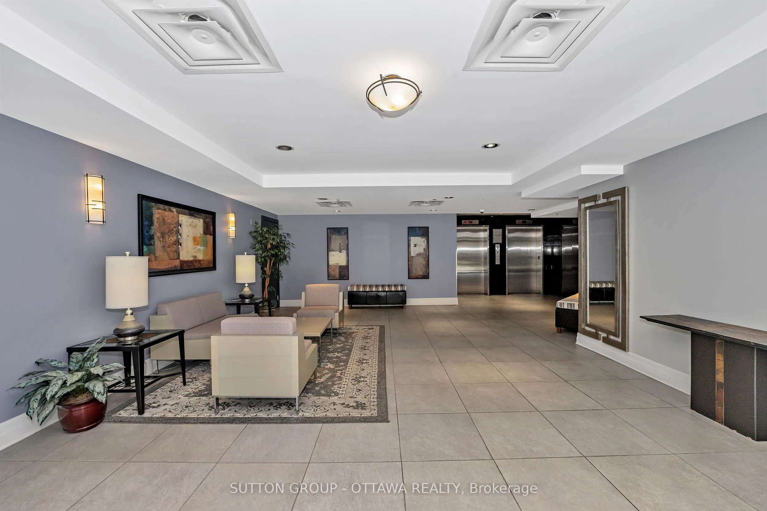 375 Lisgar Street, #903