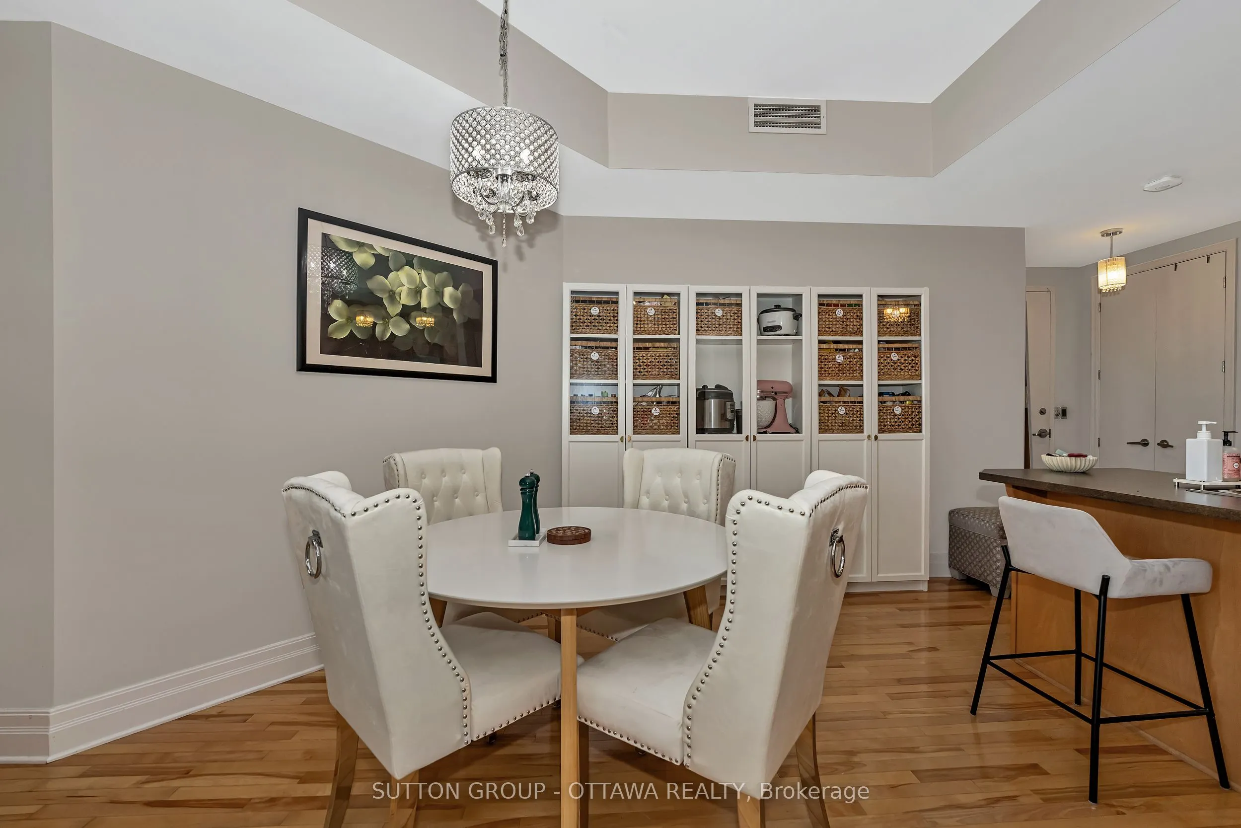 375 Lisgar Street, #903