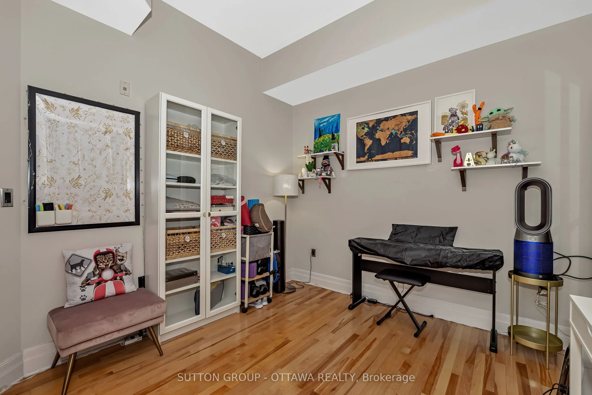 375 Lisgar Street, #903