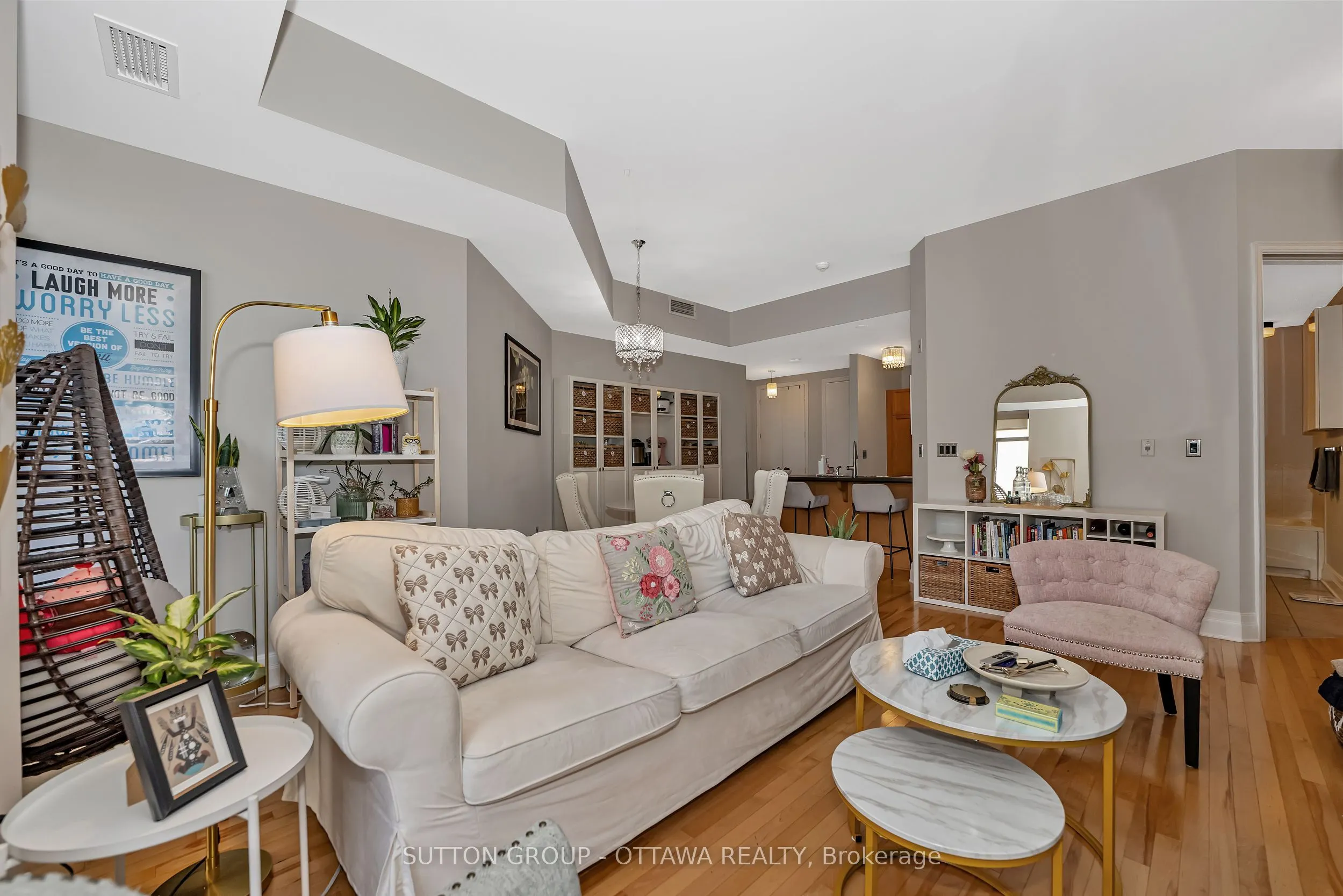 375 Lisgar Street, #903