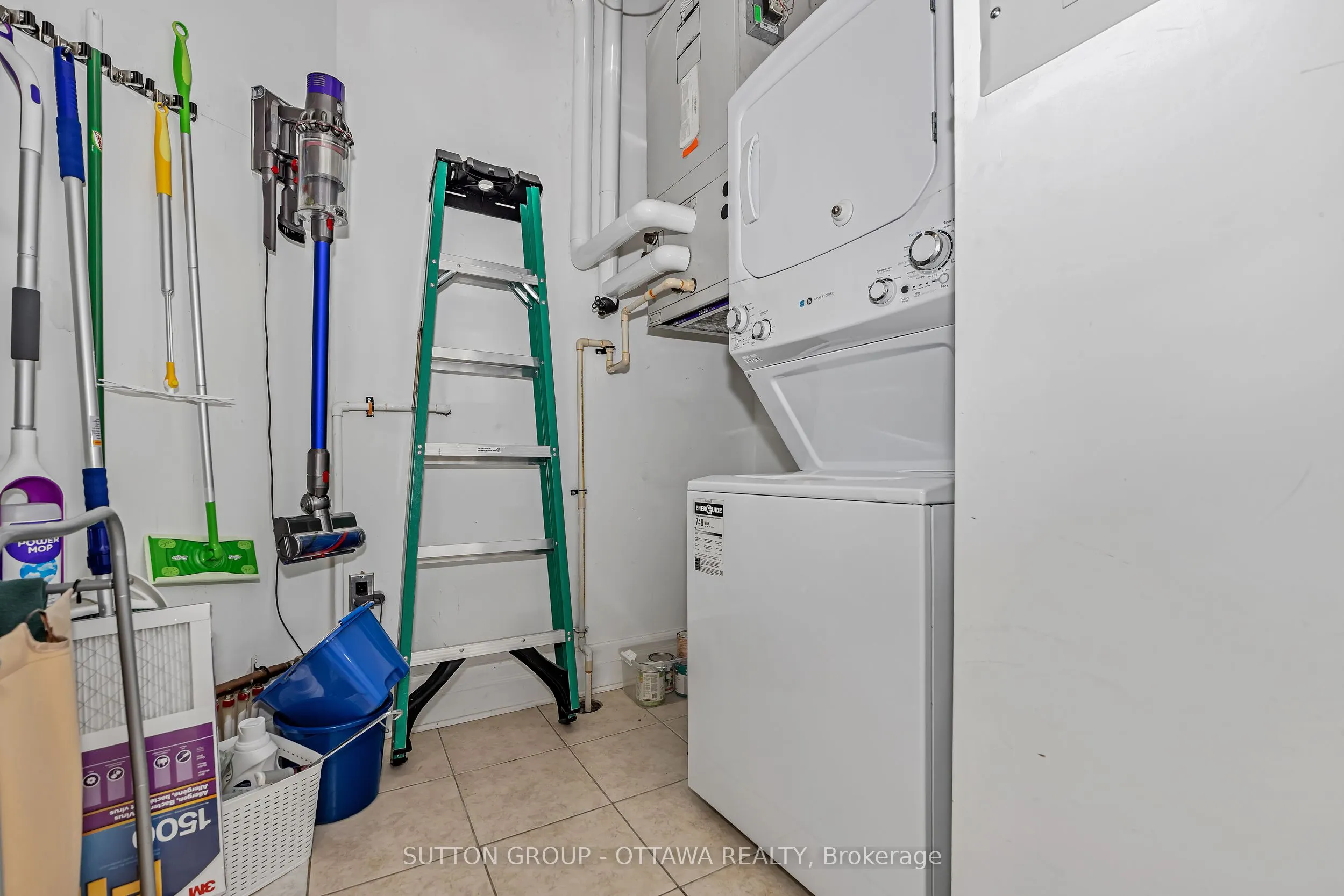 375 Lisgar Street, #903